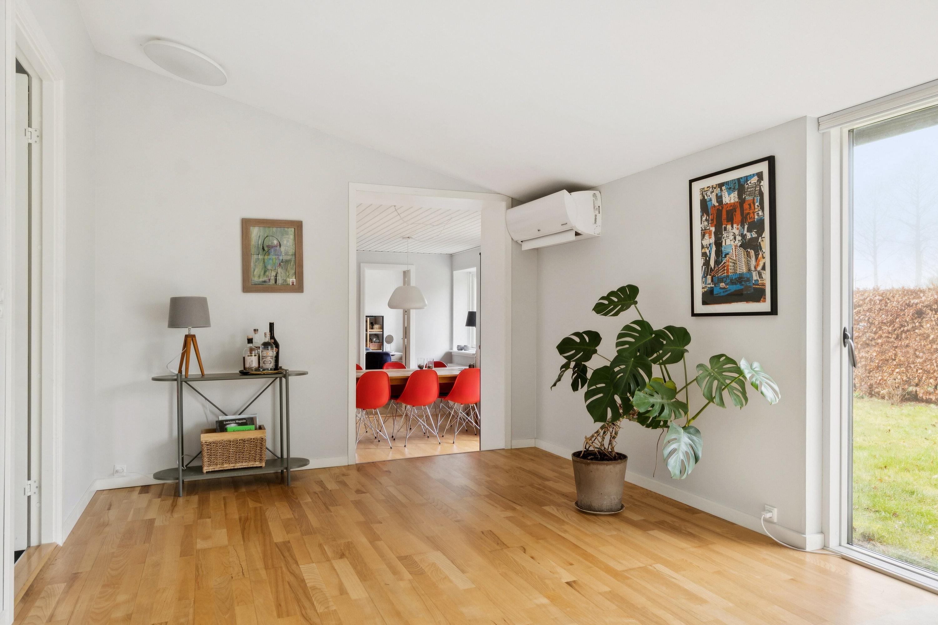 Fremhævet stue billede i fuldskærmstilstand. Billede af Åvej 18A, Himmelev, 4000 Roskilde