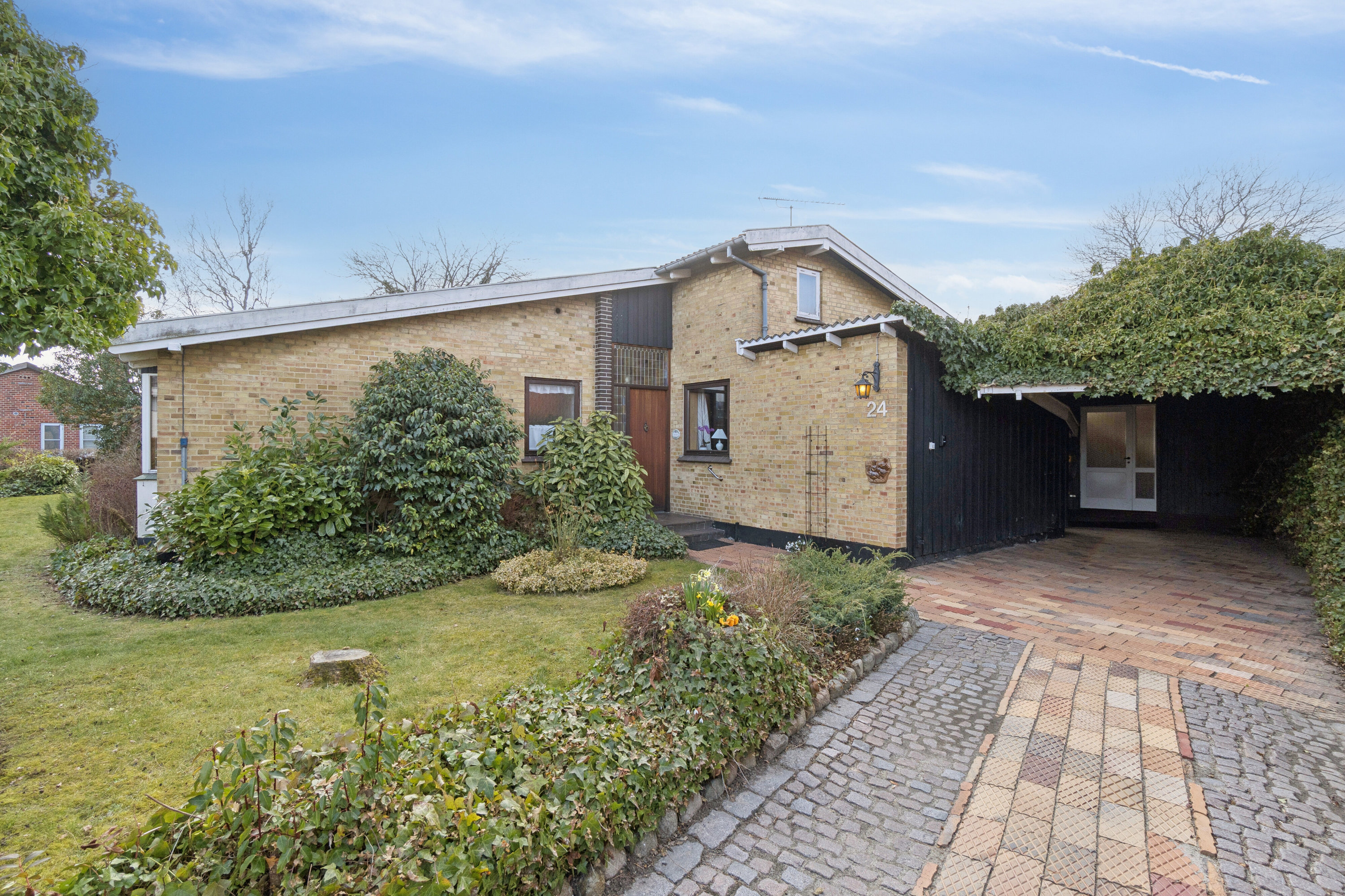 Fremhævet udendørs billede i fuldskærmstilstand. Billede af Sandflugtsvej 24, 3700 Rønne