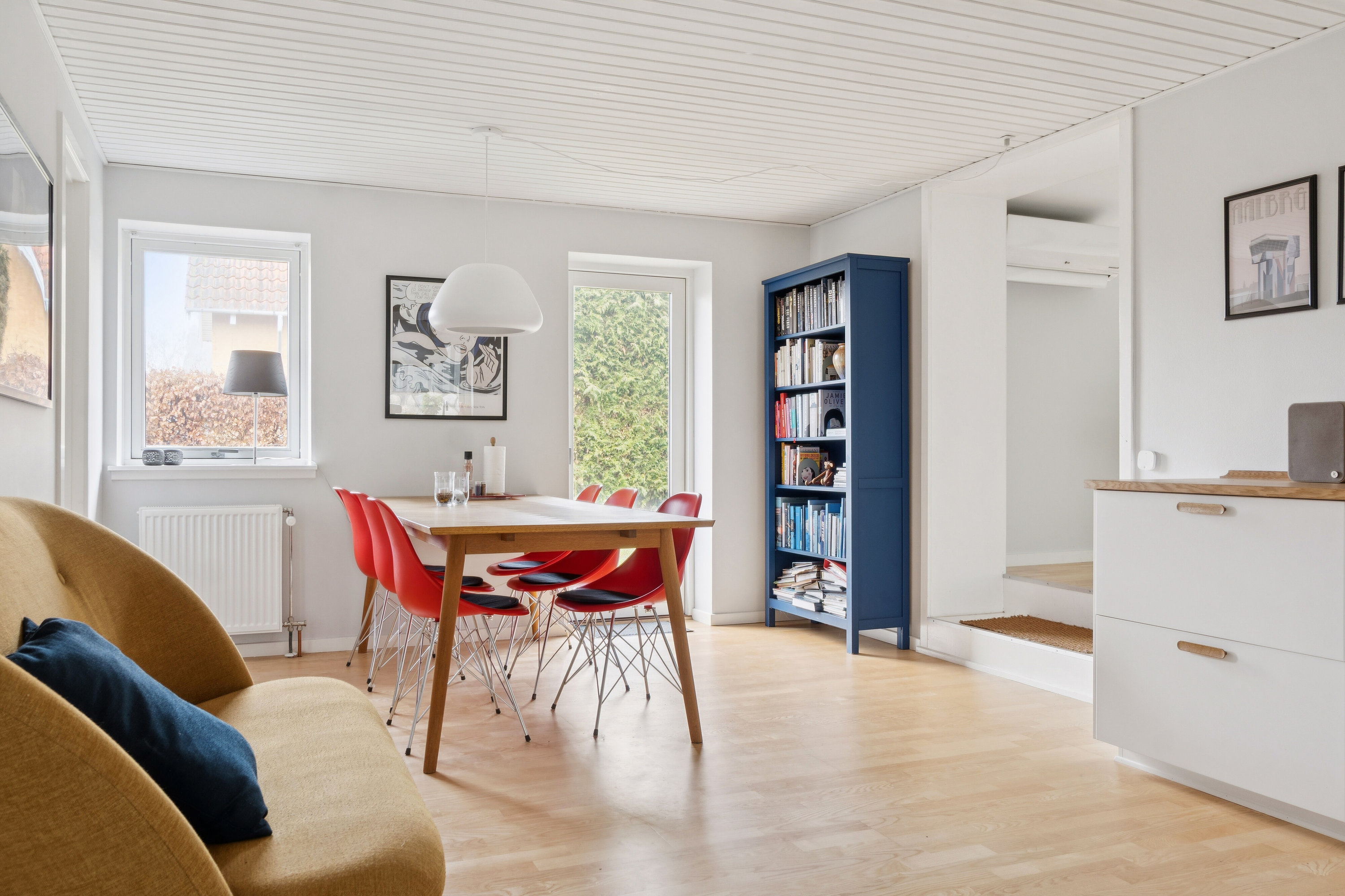 Fremhævet stue billede i fuldskærmstilstand. Billede af Åvej 18A, Himmelev, 4000 Roskilde