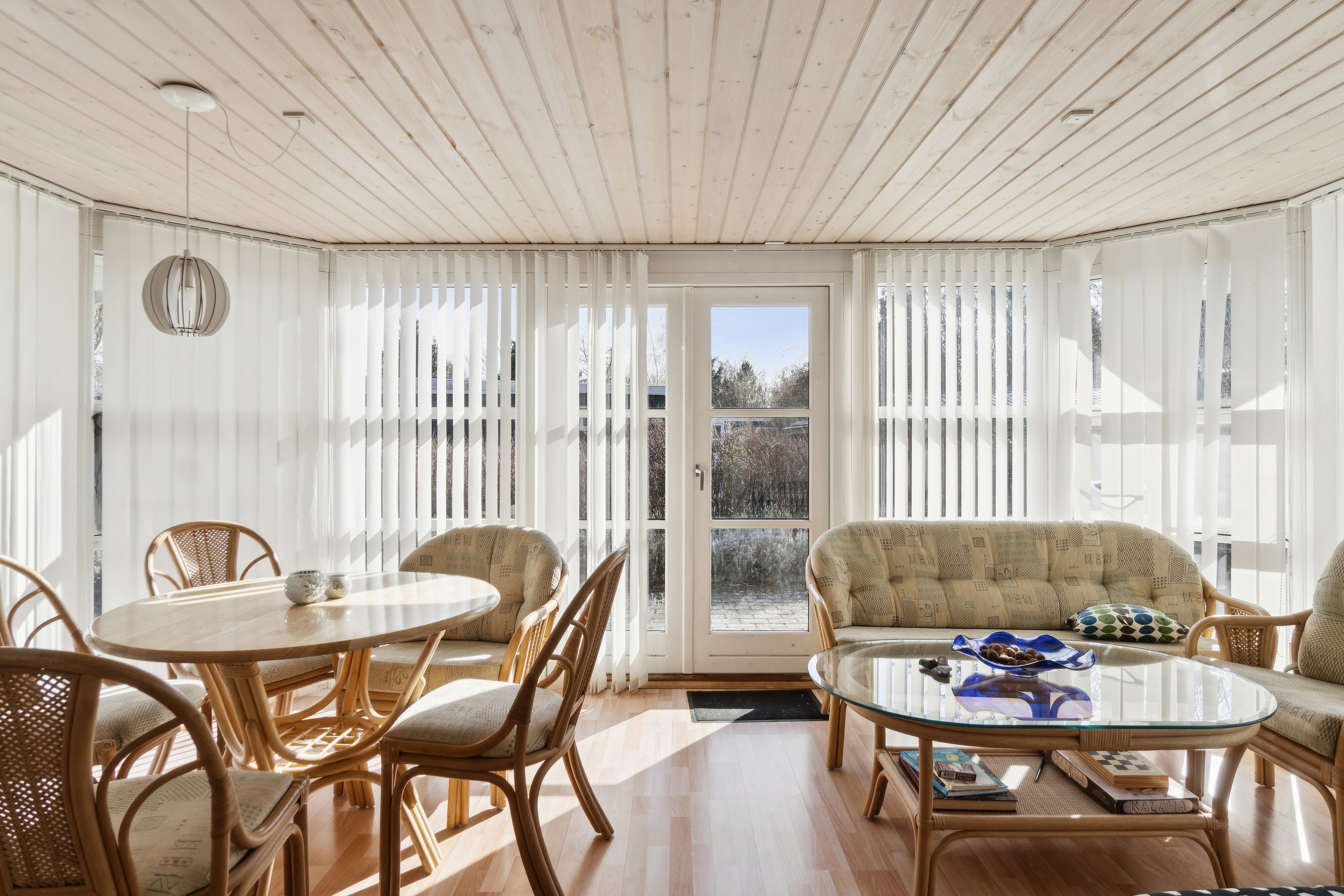 Fremhævet stue billede i fuldskærmstilstand. Billede af Tjørnelunden 13, Bjerge Str, 4480 Store Fuglede