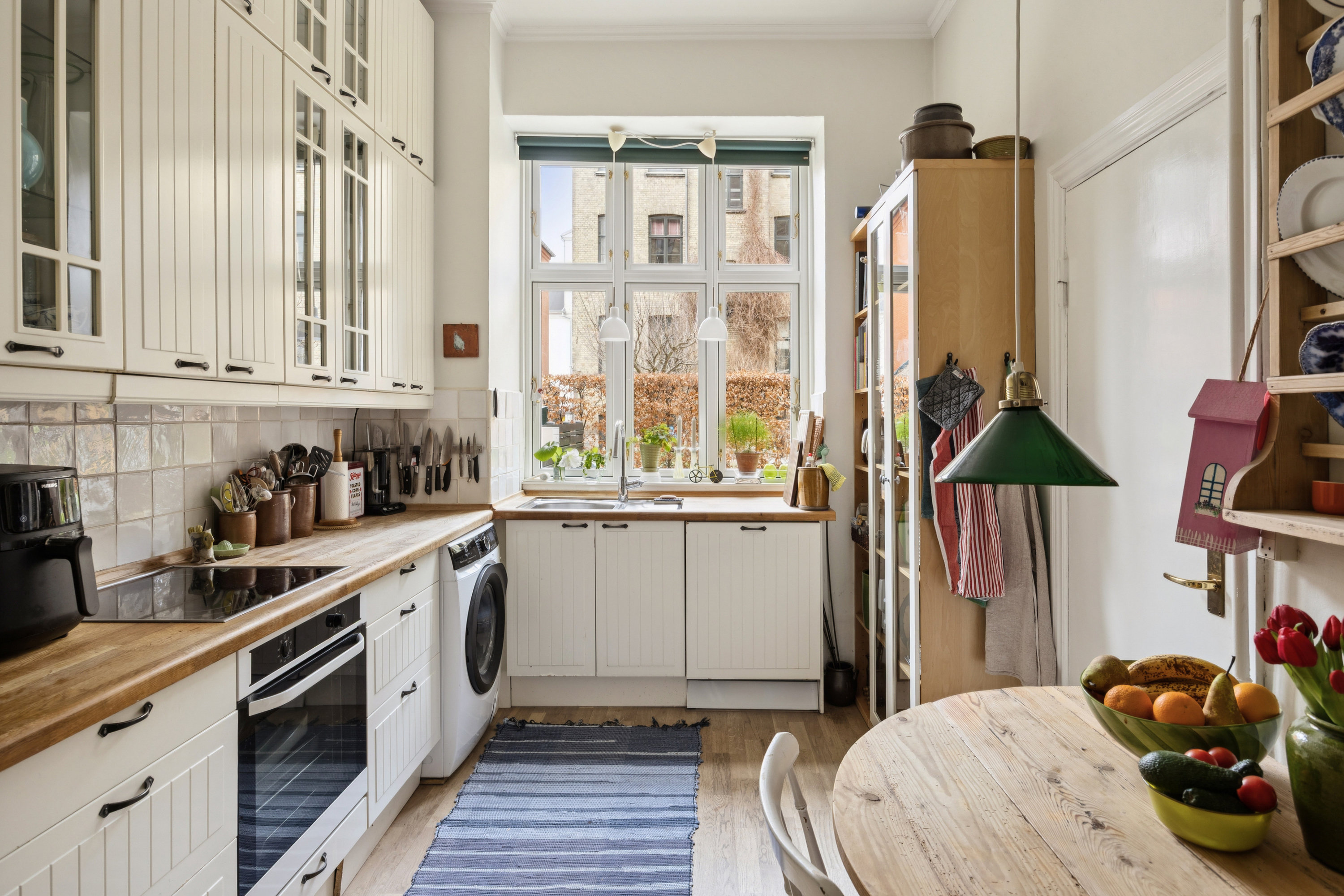 Fremhævet køkken billede i fuldskærmstilstand. Billede af Kochsvej 2, st.. th., 1812 Frederiksberg C