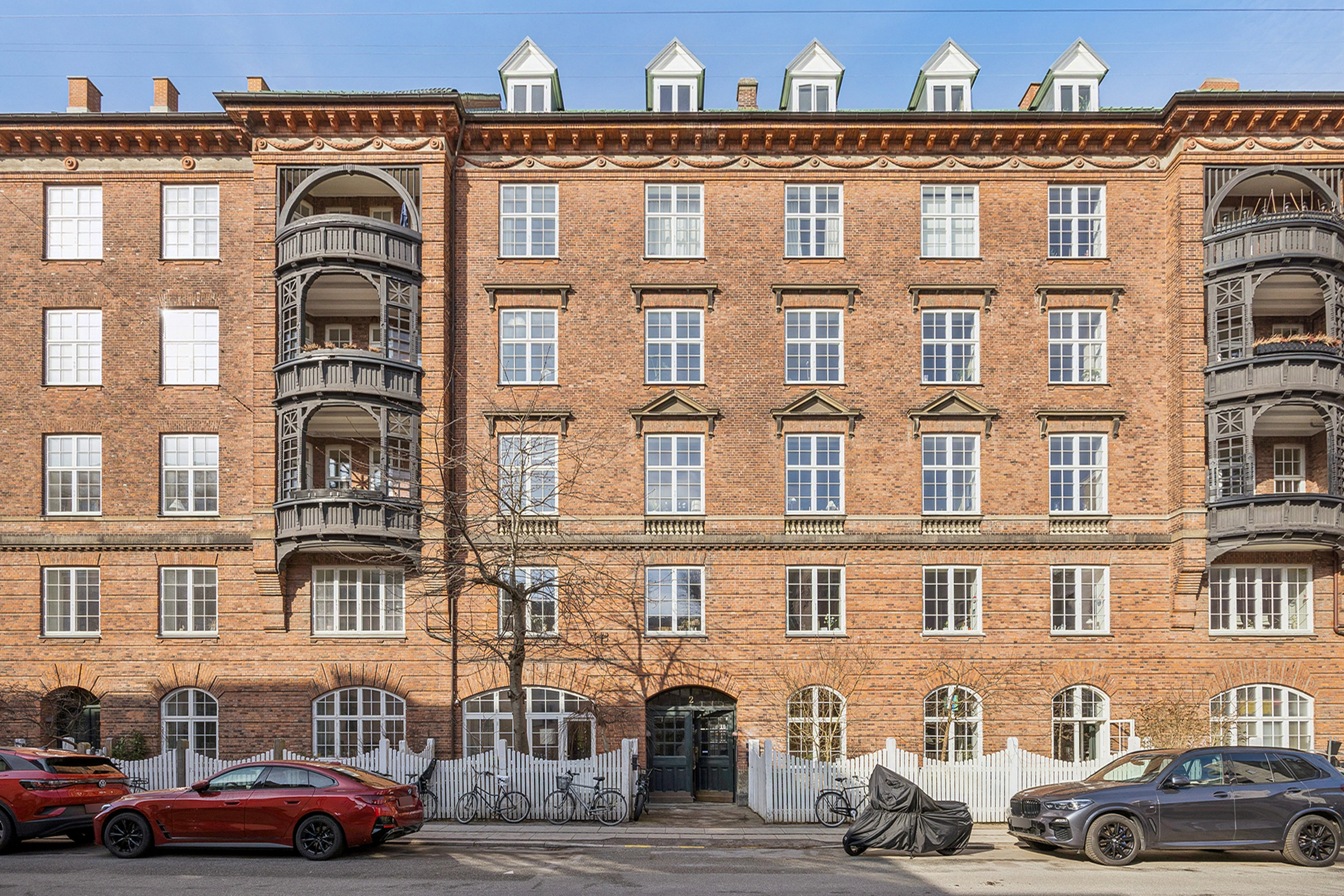 Fremhævet andet billede i fuldskærmstilstand. Billede af Kochsvej 2, st.. th., 1812 Frederiksberg C