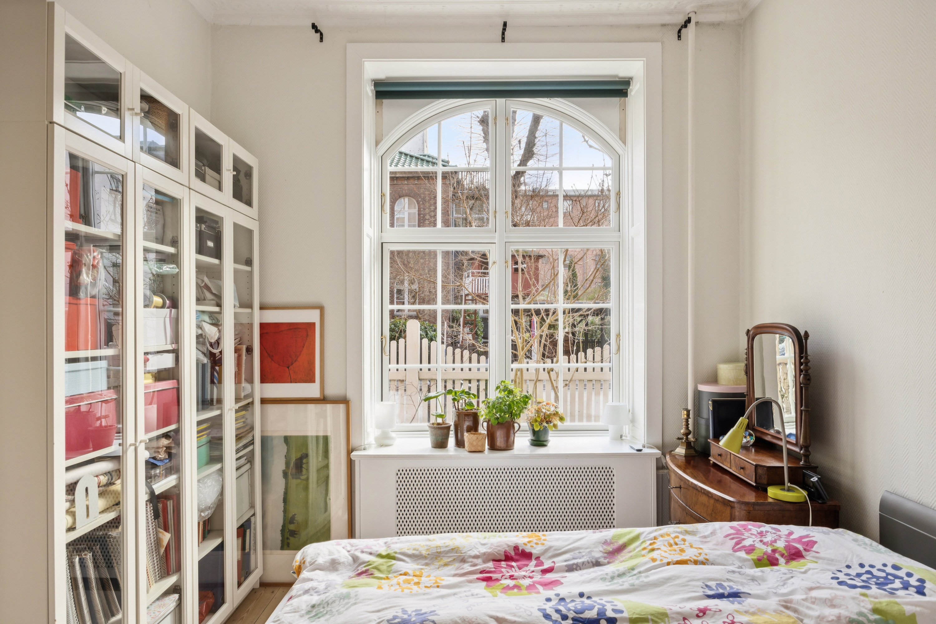 Fremhævet værelse billede i fuldskærmstilstand. Billede af Kochsvej 2, st.. th., 1812 Frederiksberg C