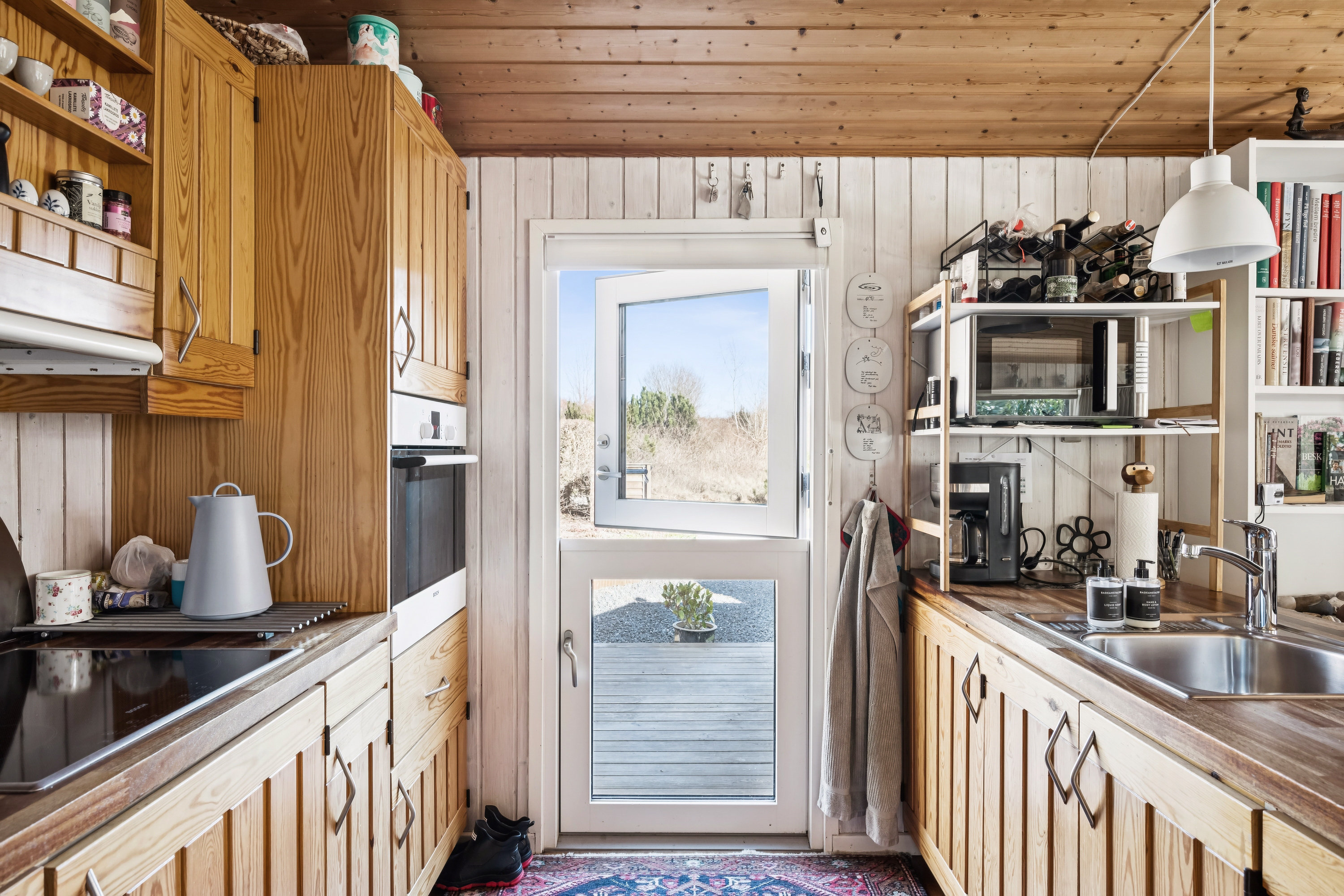 Fremhævet køkken billede i fuldskærmstilstand. Billede af Bindeleddet 4, Landborup, 8420 Knebel