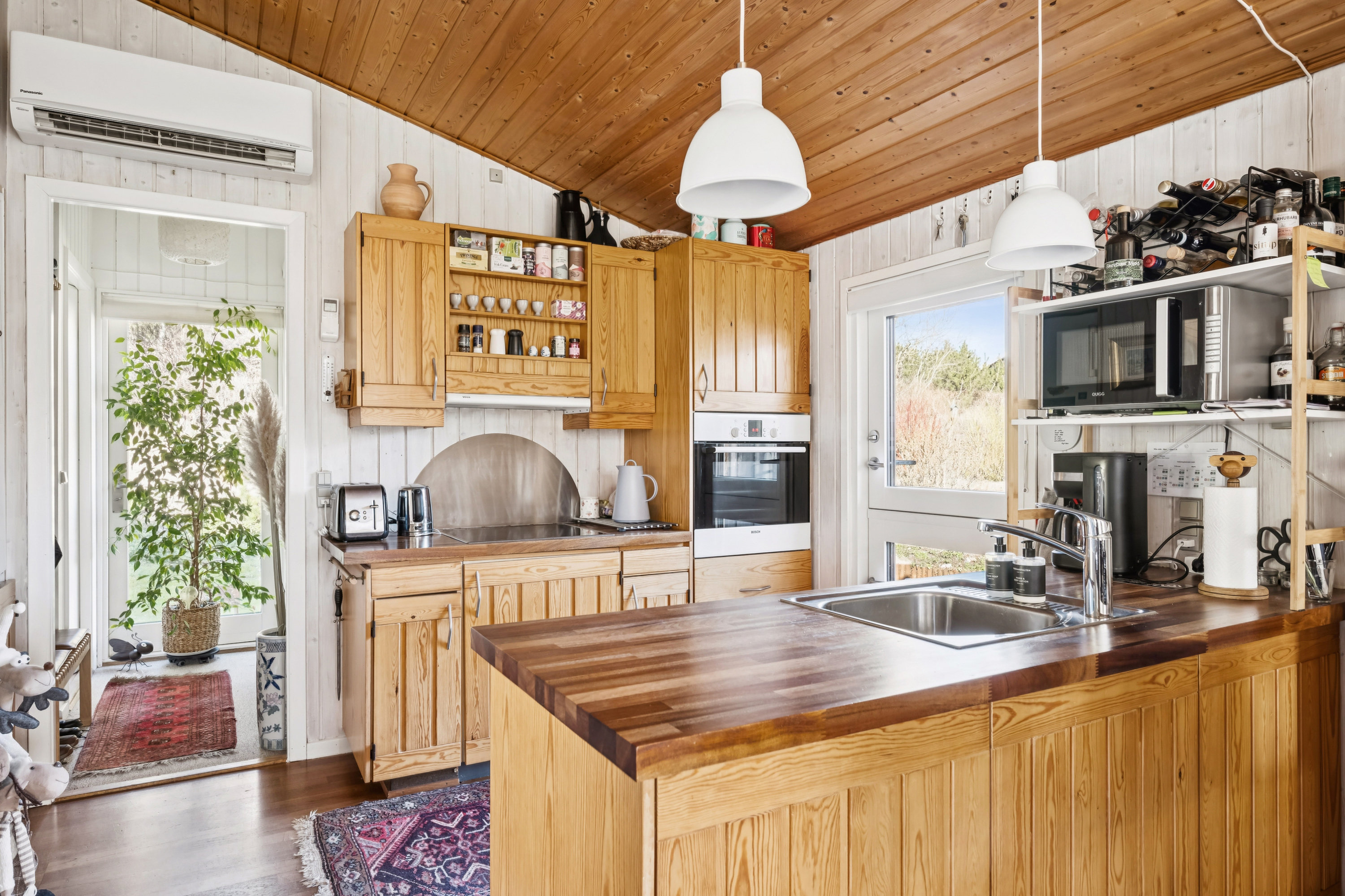 Fremhævet køkken billede i fuldskærmstilstand. Billede af Bindeleddet 4, Landborup, 8420 Knebel