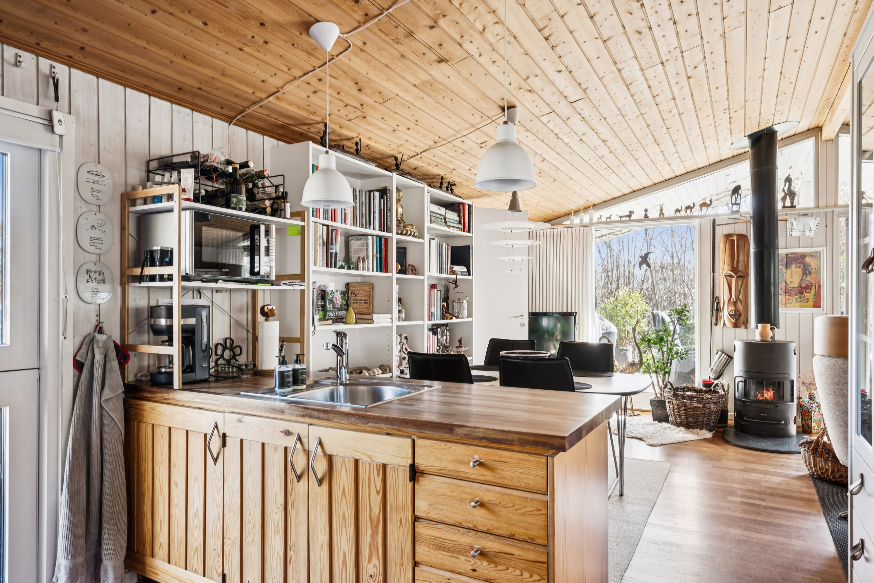 Fremhævet køkken billede i fuldskærmstilstand. Billede af Bindeleddet 4, Landborup, 8420 Knebel