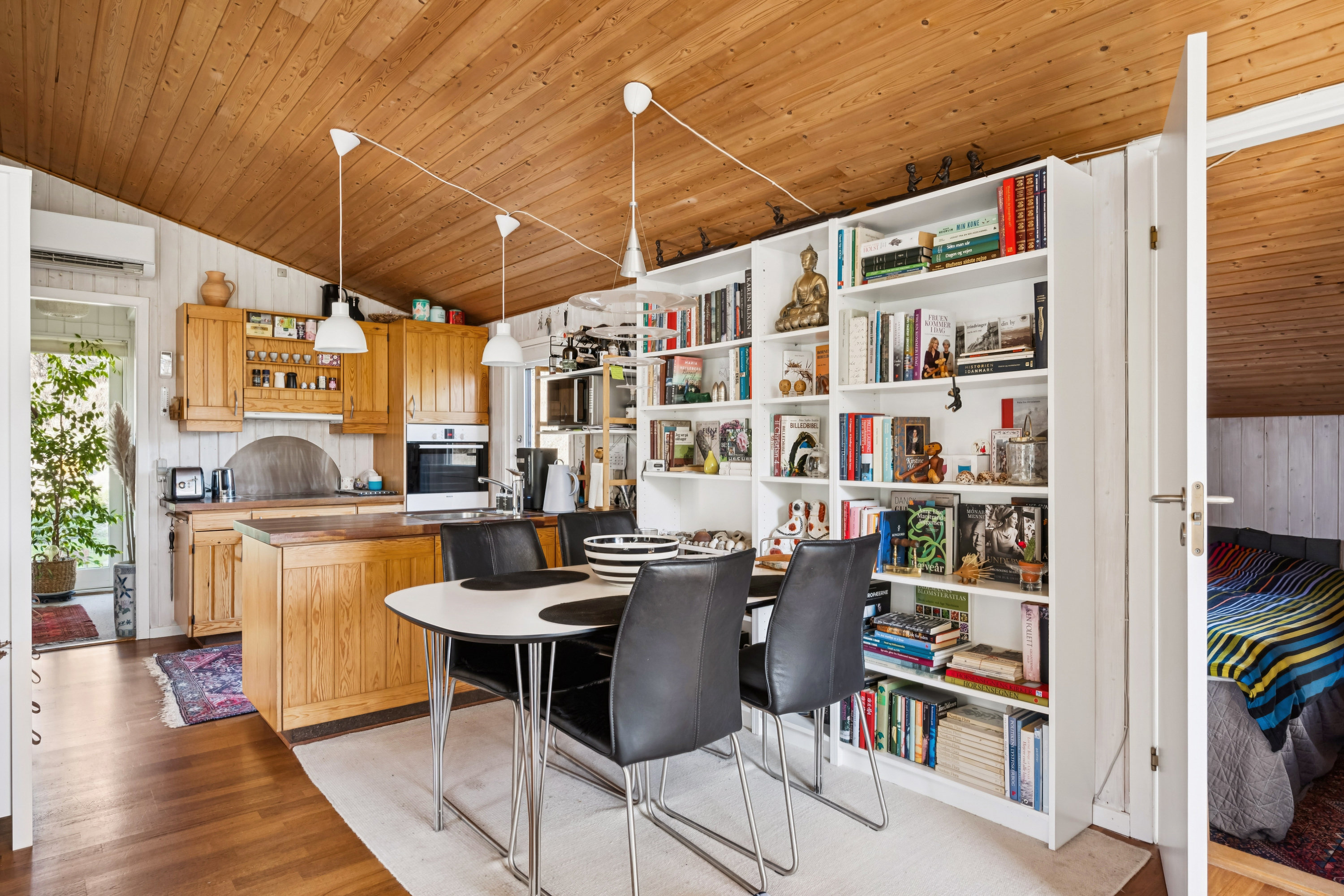 Fremhævet stue billede i fuldskærmstilstand. Billede af Bindeleddet 4, Landborup, 8420 Knebel