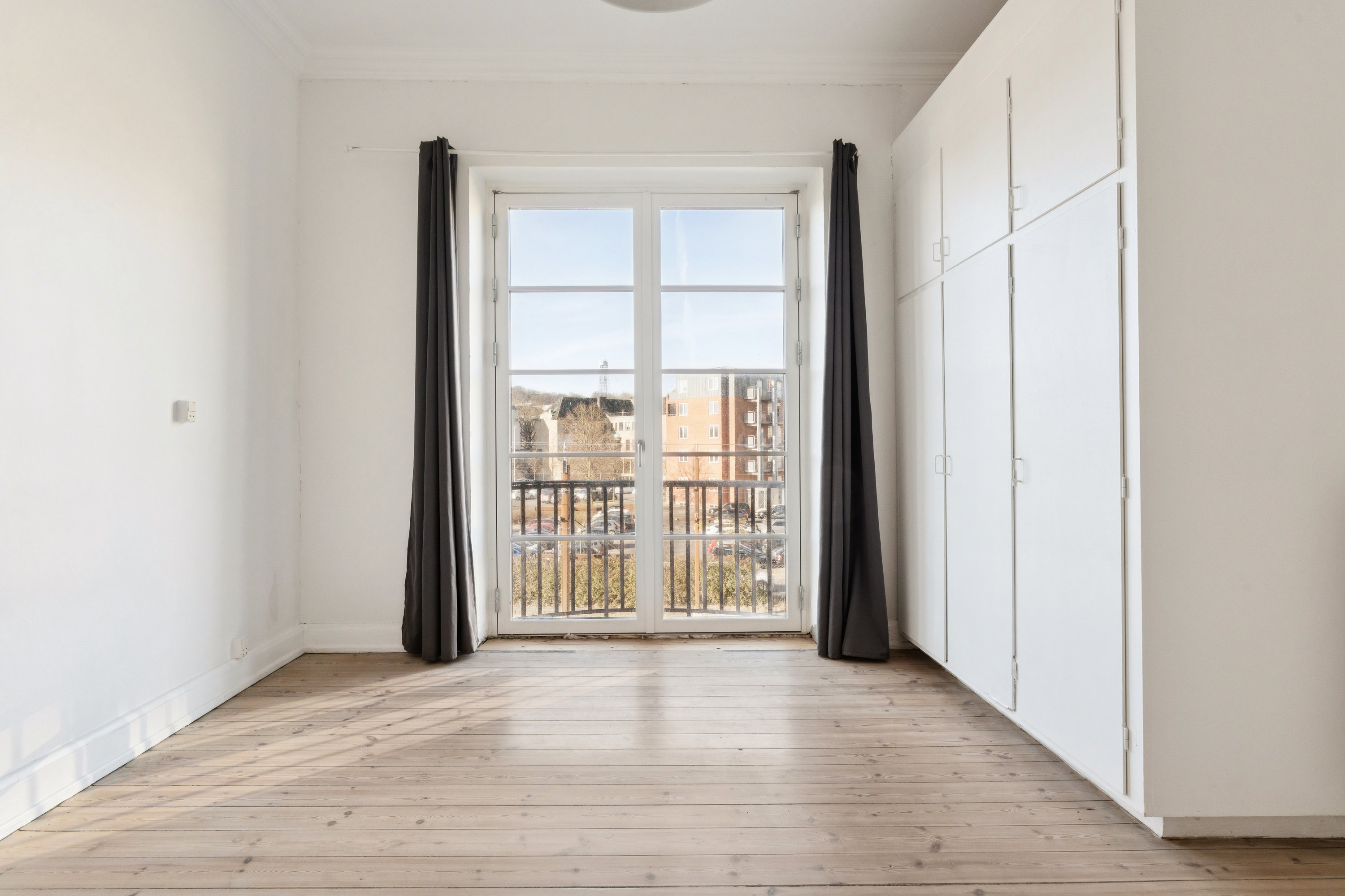 Fremhævet andet billede i fuldskærmstilstand. Billede af Prinsensgade 33, 2. tv., 9000 Aalborg