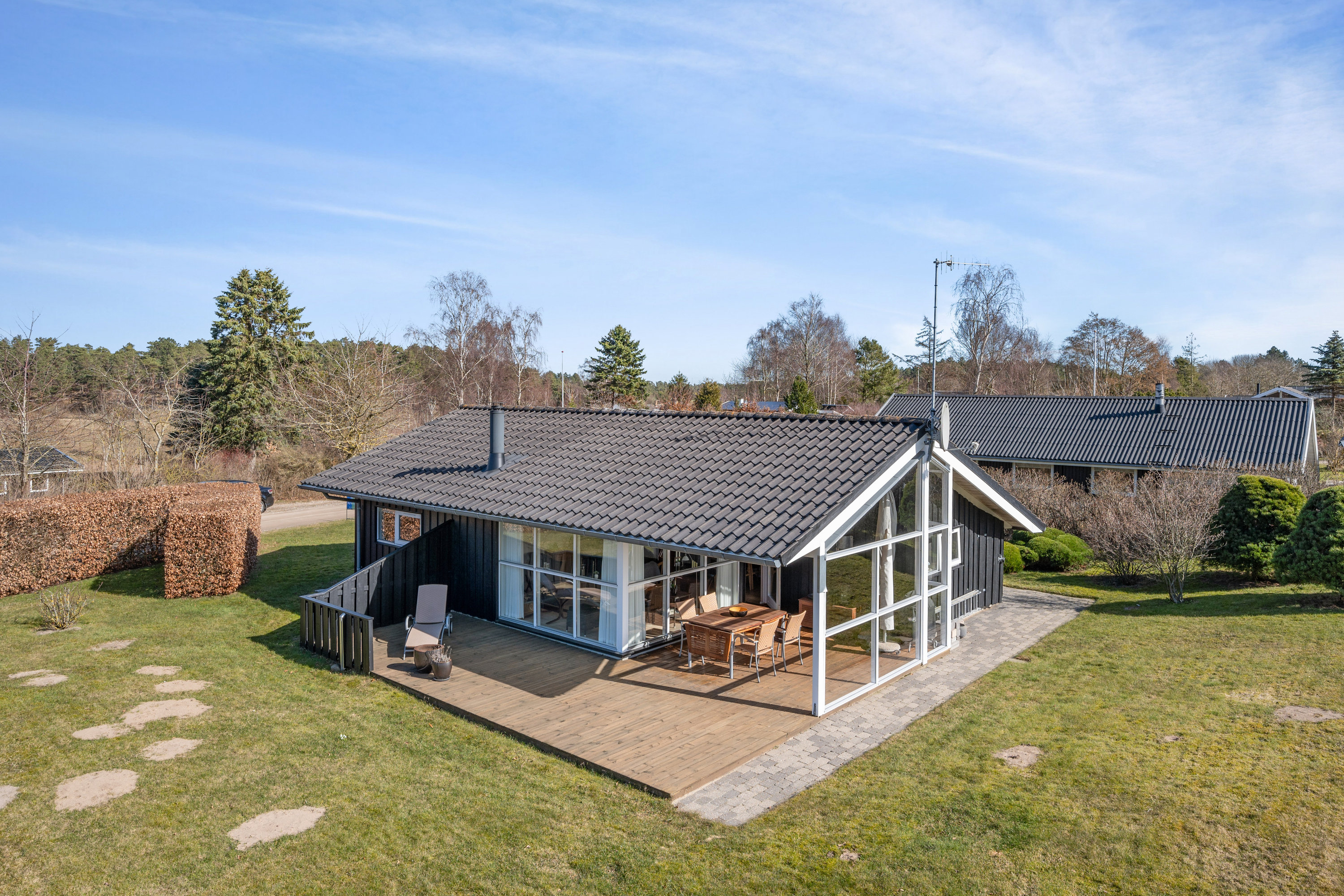 Fremhævet have billede i fuldskærmstilstand. Billede af Ravnsvej 36, Egsmark Strand, 8400 Ebeltoft