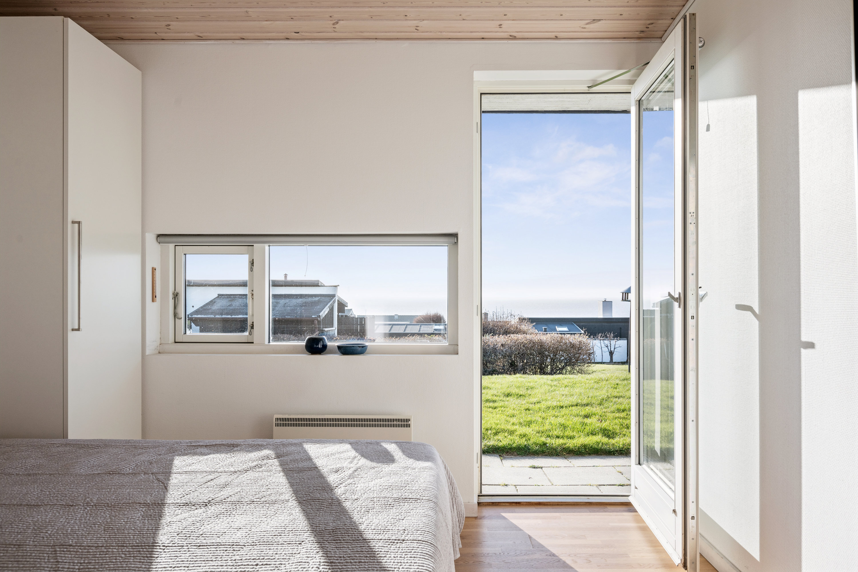 Fremhævet stue billede i fuldskærmstilstand. Billede af Lerbakken 27, Skødshoved Strand, 8420 Knebel