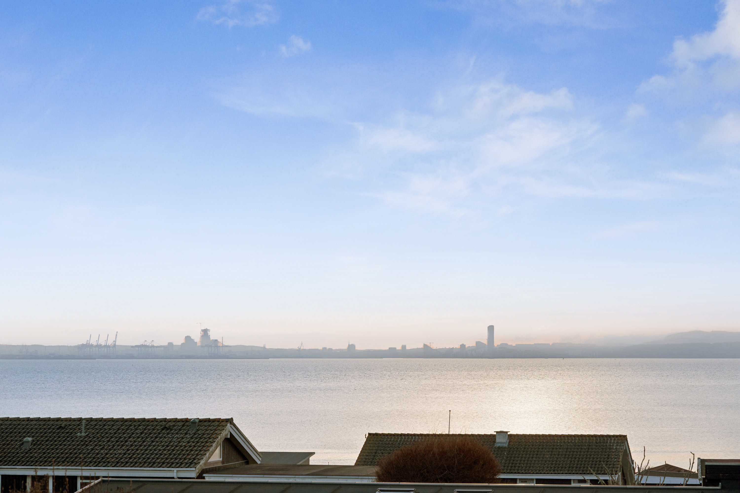 Fremhævet udsigt billede i fuldskærmstilstand. Billede af Lerbakken 27, Skødshoved Strand, 8420 Knebel