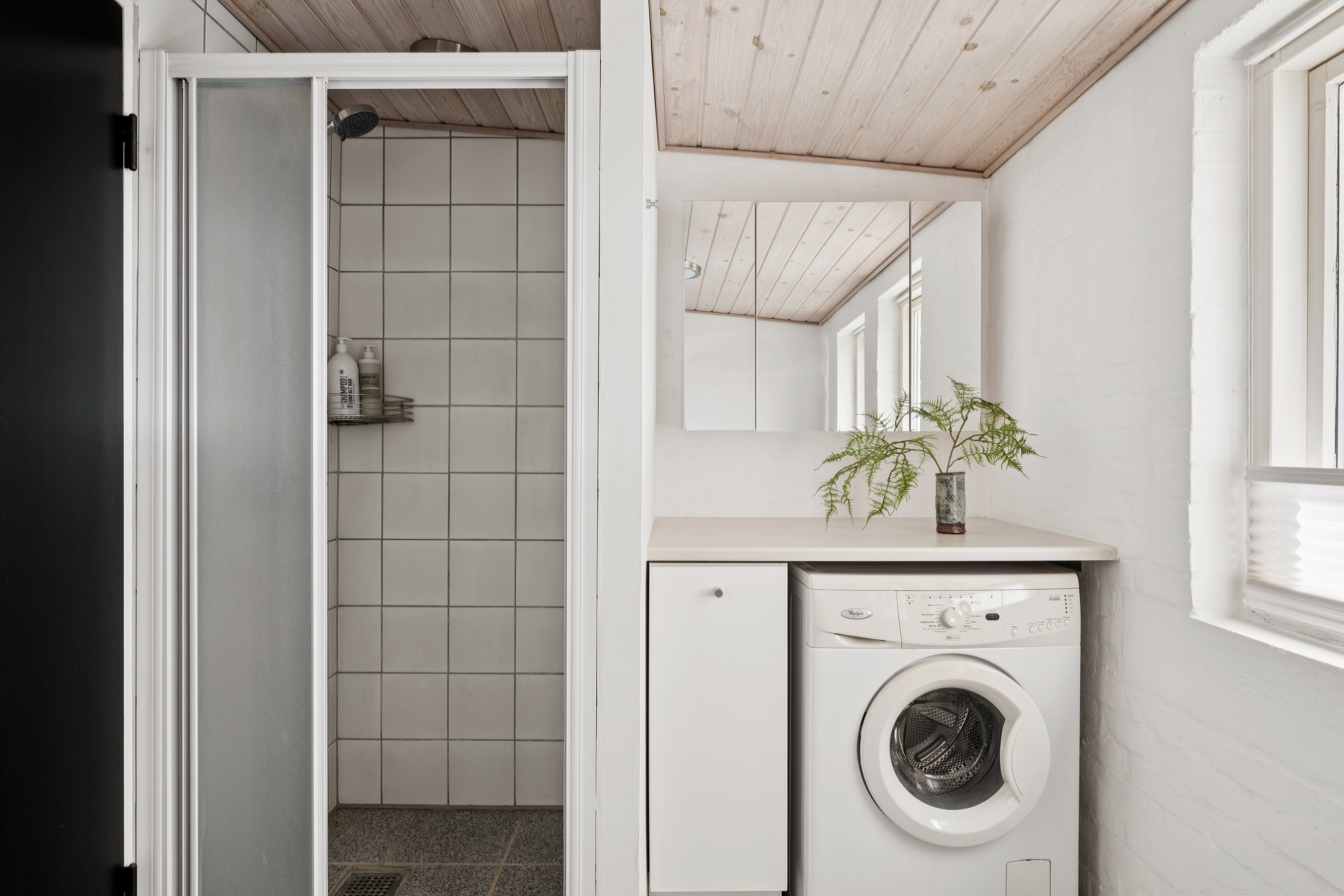 Fremhævet gang billede i fuldskærmstilstand. Billede af Lerbakken 27, Skødshoved Strand, 8420 Knebel