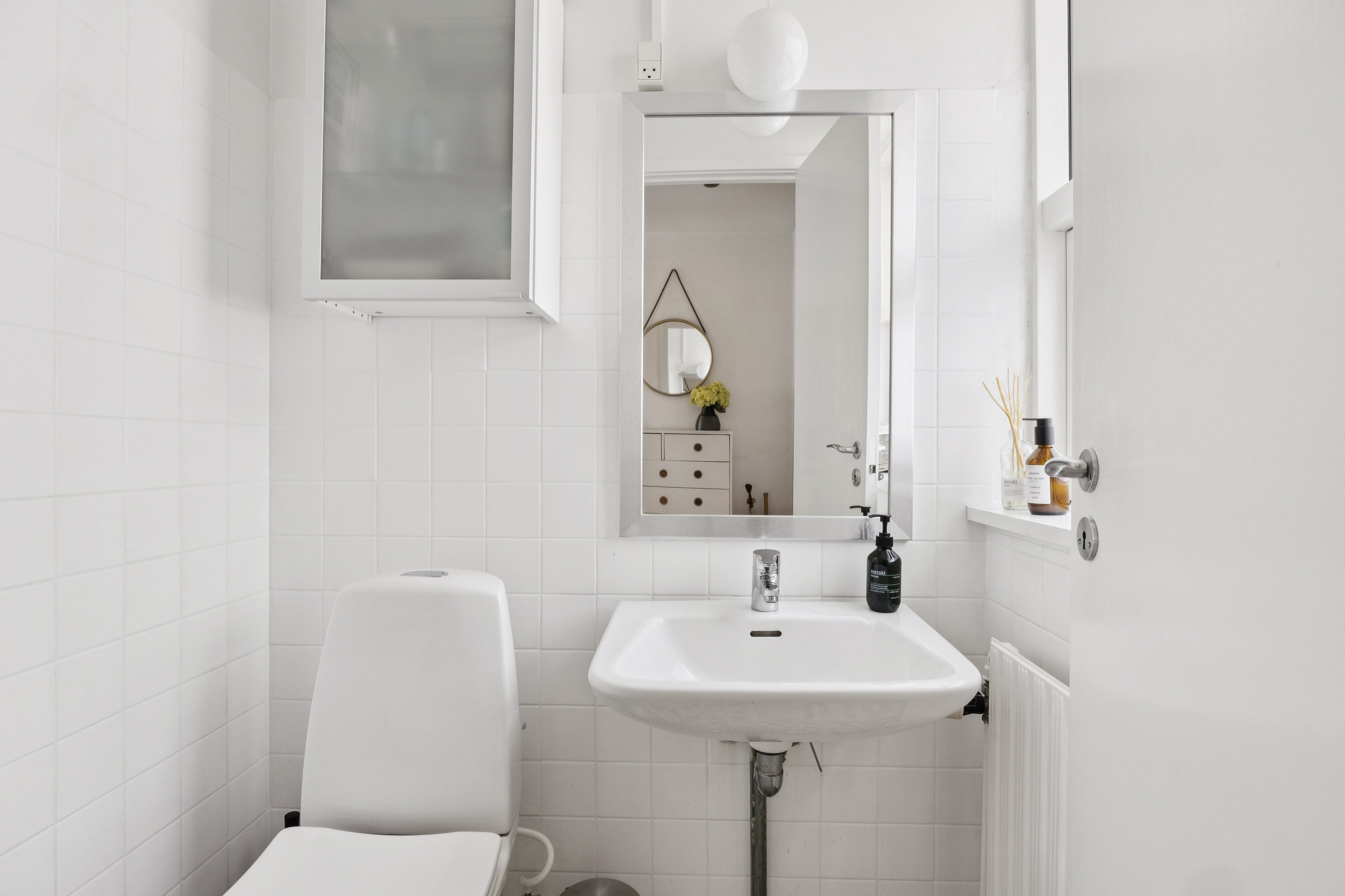 Fremhævet badeværelse billede i fuldskærmstilstand. Billede af Kaprifolievej 2, 4600 Køge