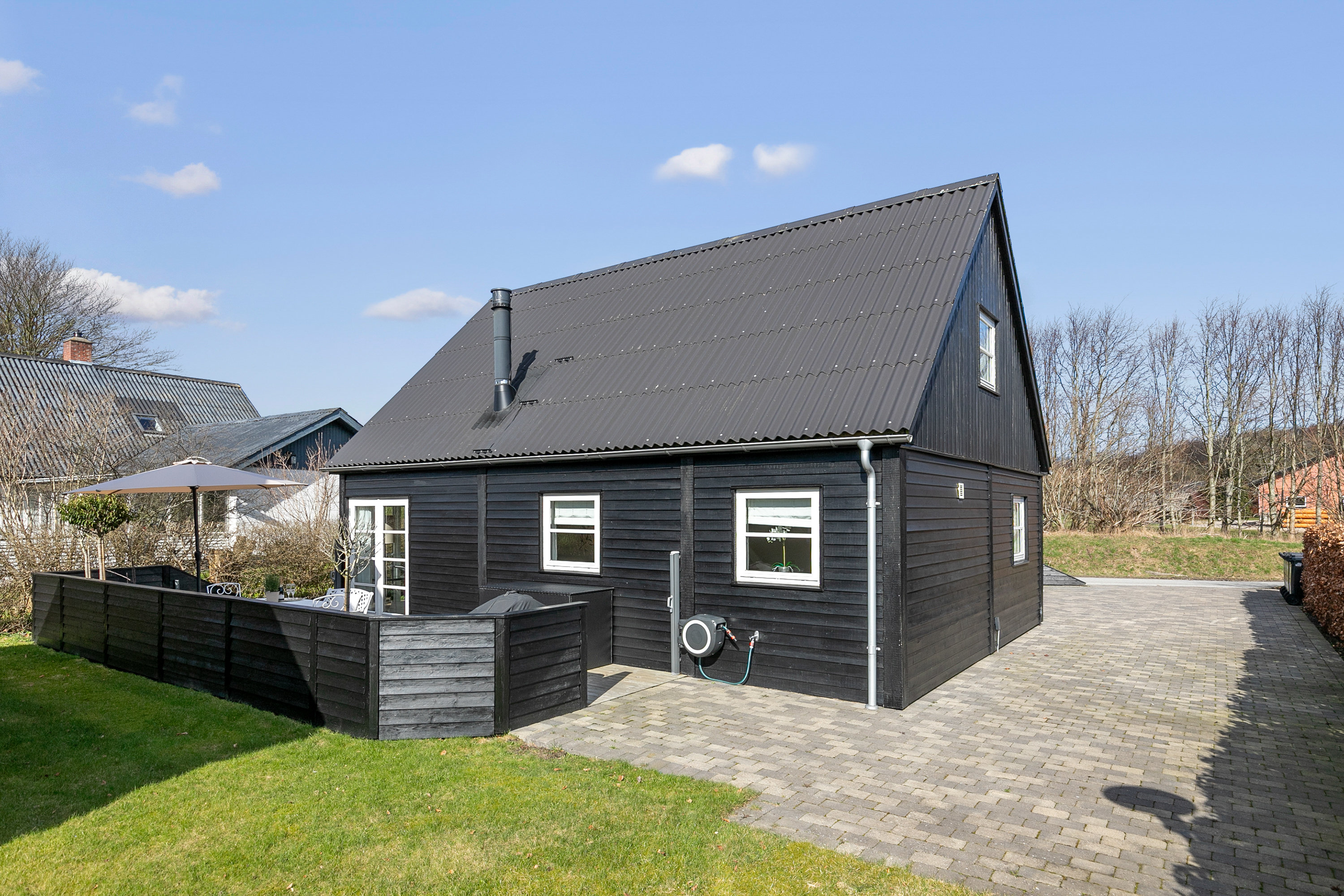 Fremhævet facade billede i fuldskærmstilstand. Billede af Gatten Møllevej 88, Gatten, 9640 Farsø