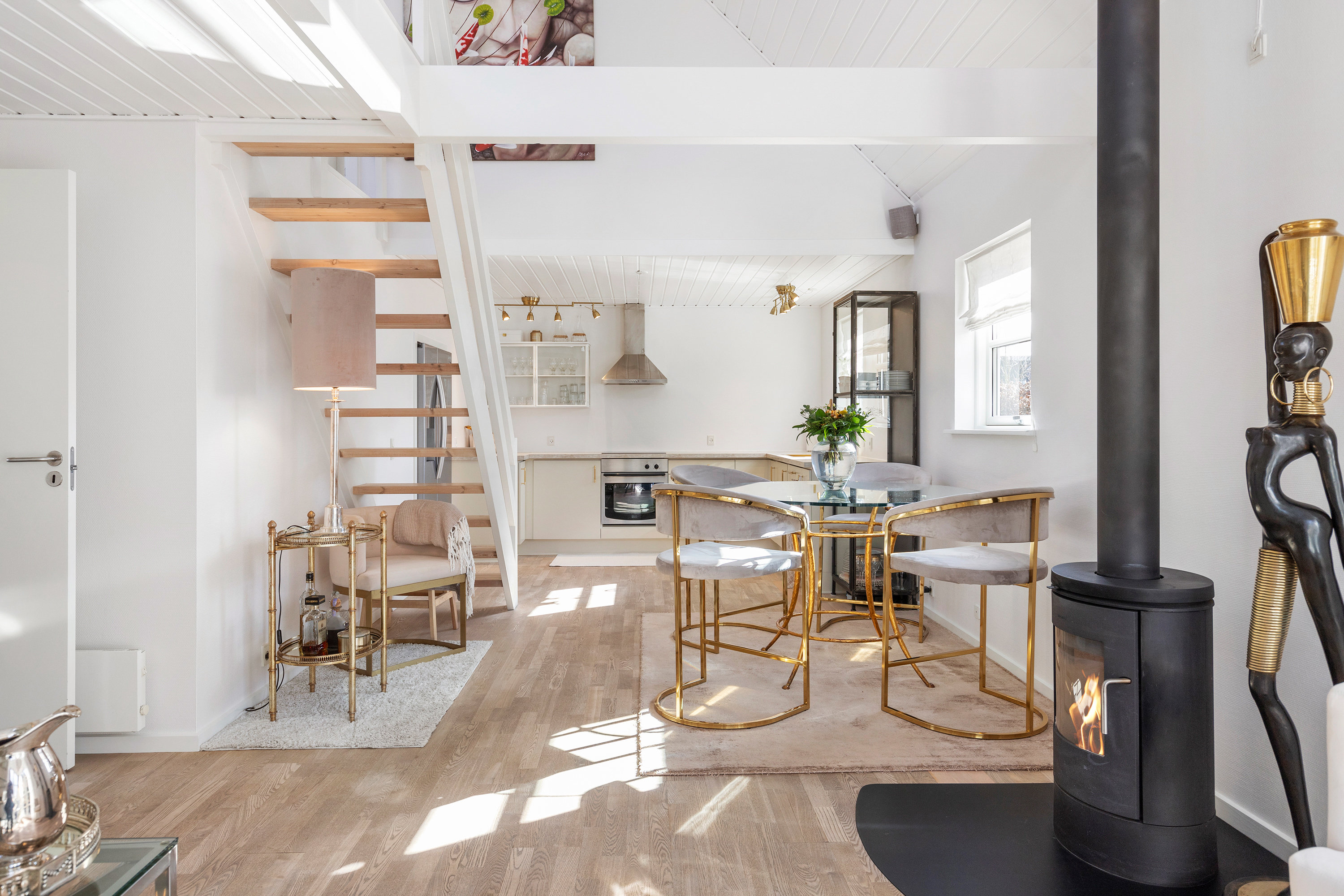 Fremhævet køkken alrum billede i fuldskærmstilstand. Billede af Gatten Møllevej 88, Gatten, 9640 Farsø