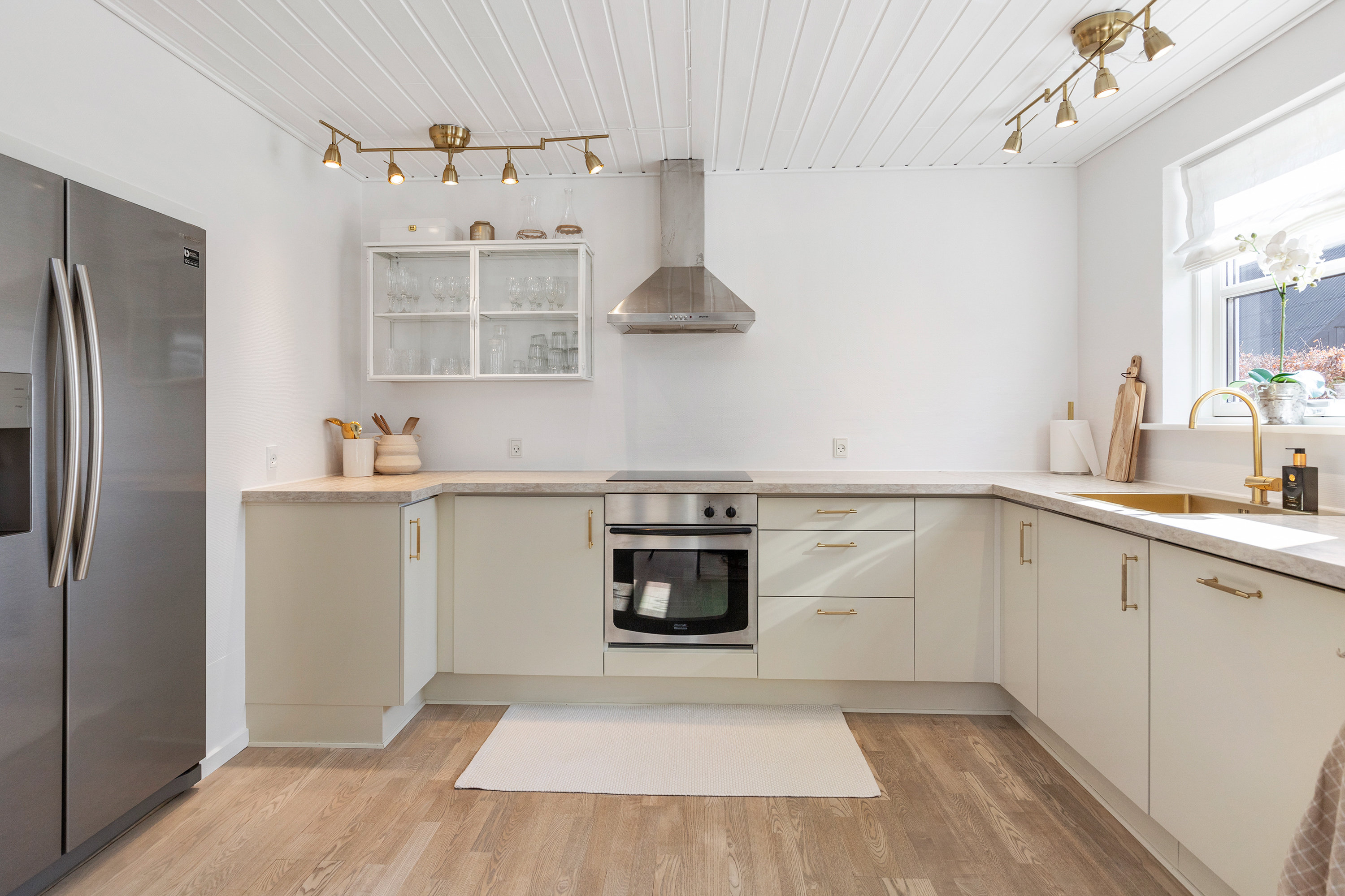 Fremhævet køkken billede i fuldskærmstilstand. Billede af Gatten Møllevej 88, Gatten, 9640 Farsø