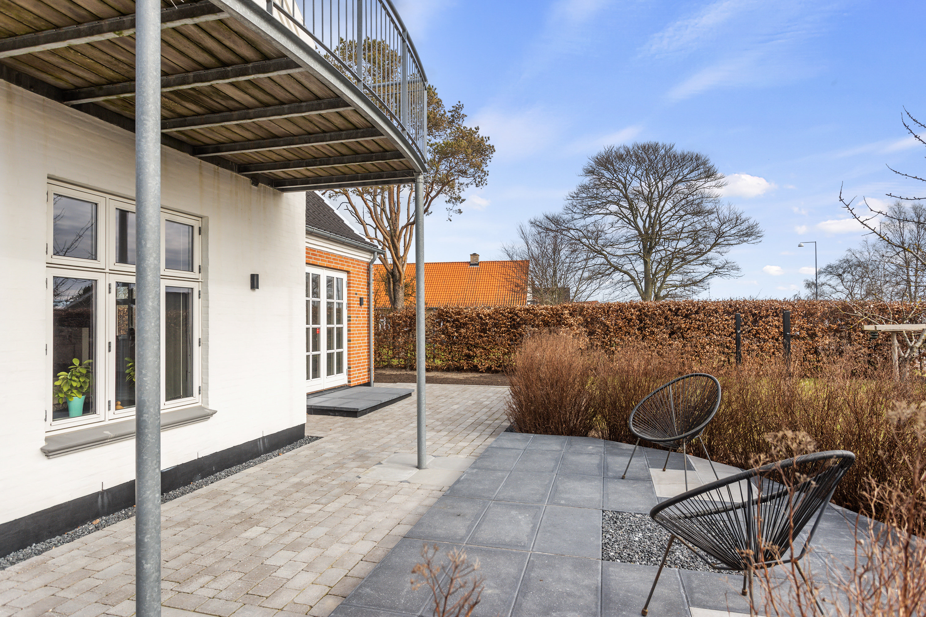 Fremhævet terrasse mod havet billede i fuldskærmstilstand. Billede af Åhavevej 9, Voerså, 9300 Sæby