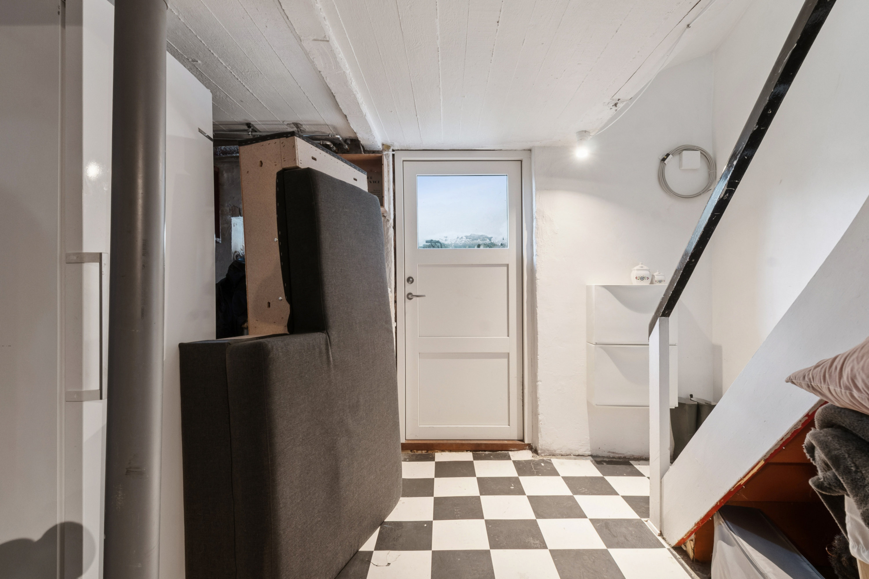 Fremhævet gang billede i fuldskærmstilstand. Billede af Hadsten Alle 43, 2770 Kastrup