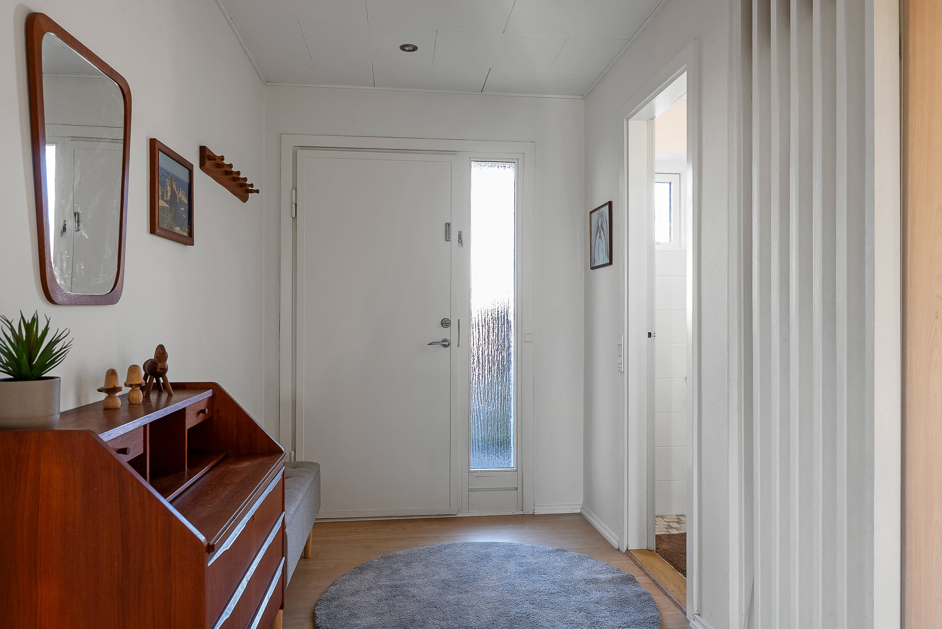 Fremhævet gang billede i fuldskærmstilstand. Billede af Rugvangen 23, Otterup, 5450 Otterup