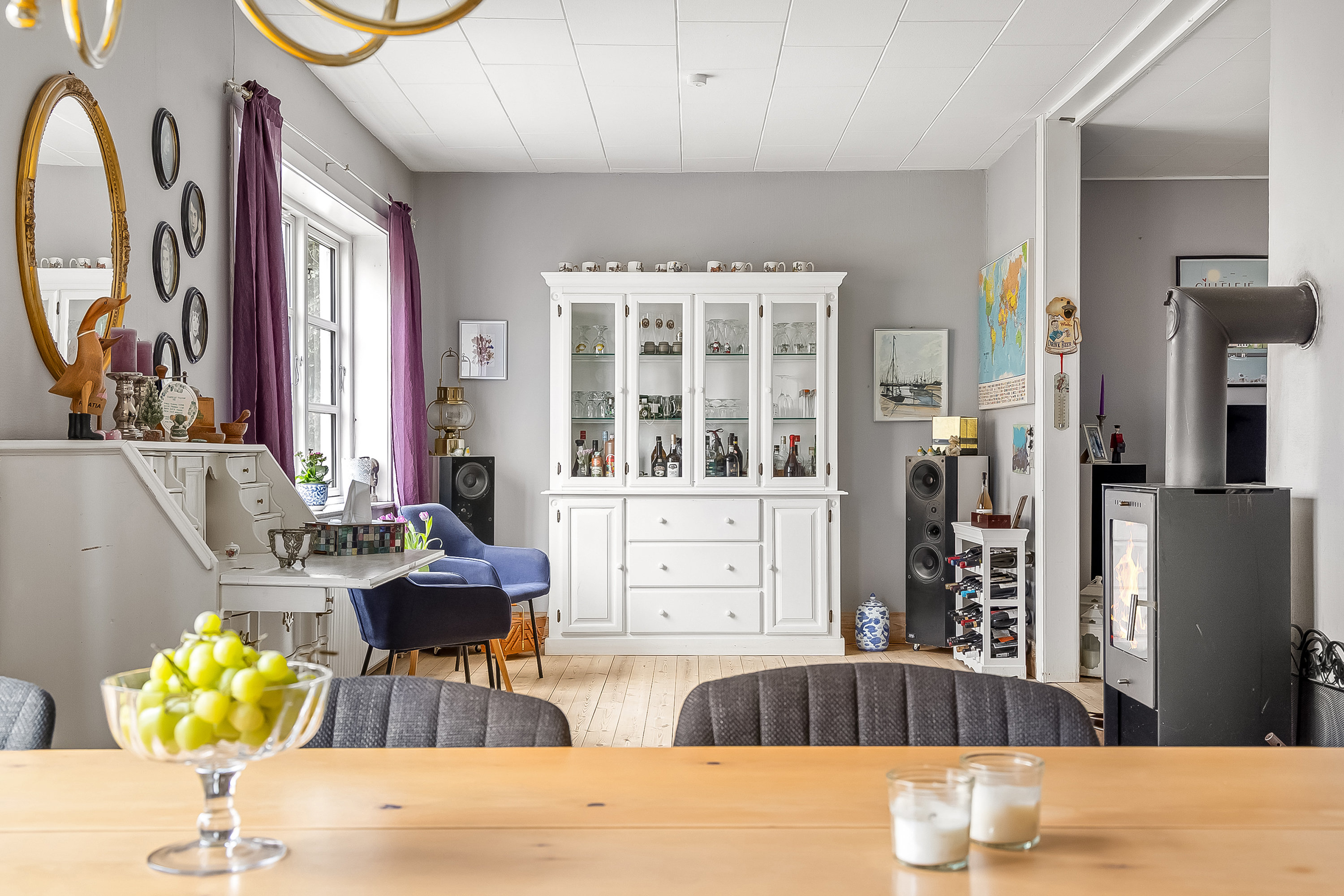 Fremhævet stue billede i fuldskærmstilstand. Billede af Møllegade 8, 3250 Gilleleje