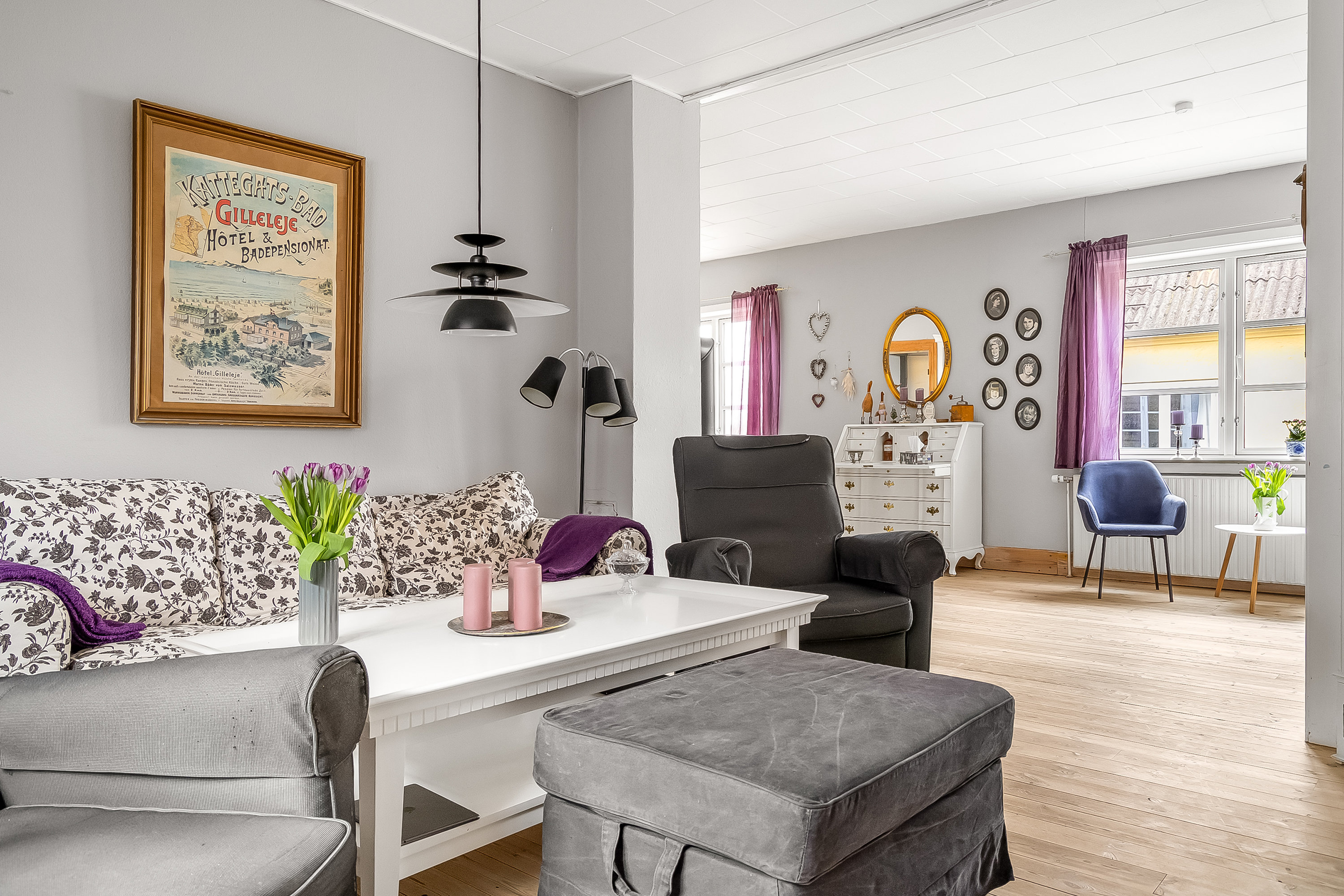 Fremhævet stue billede i fuldskærmstilstand. Billede af Møllegade 8, 3250 Gilleleje