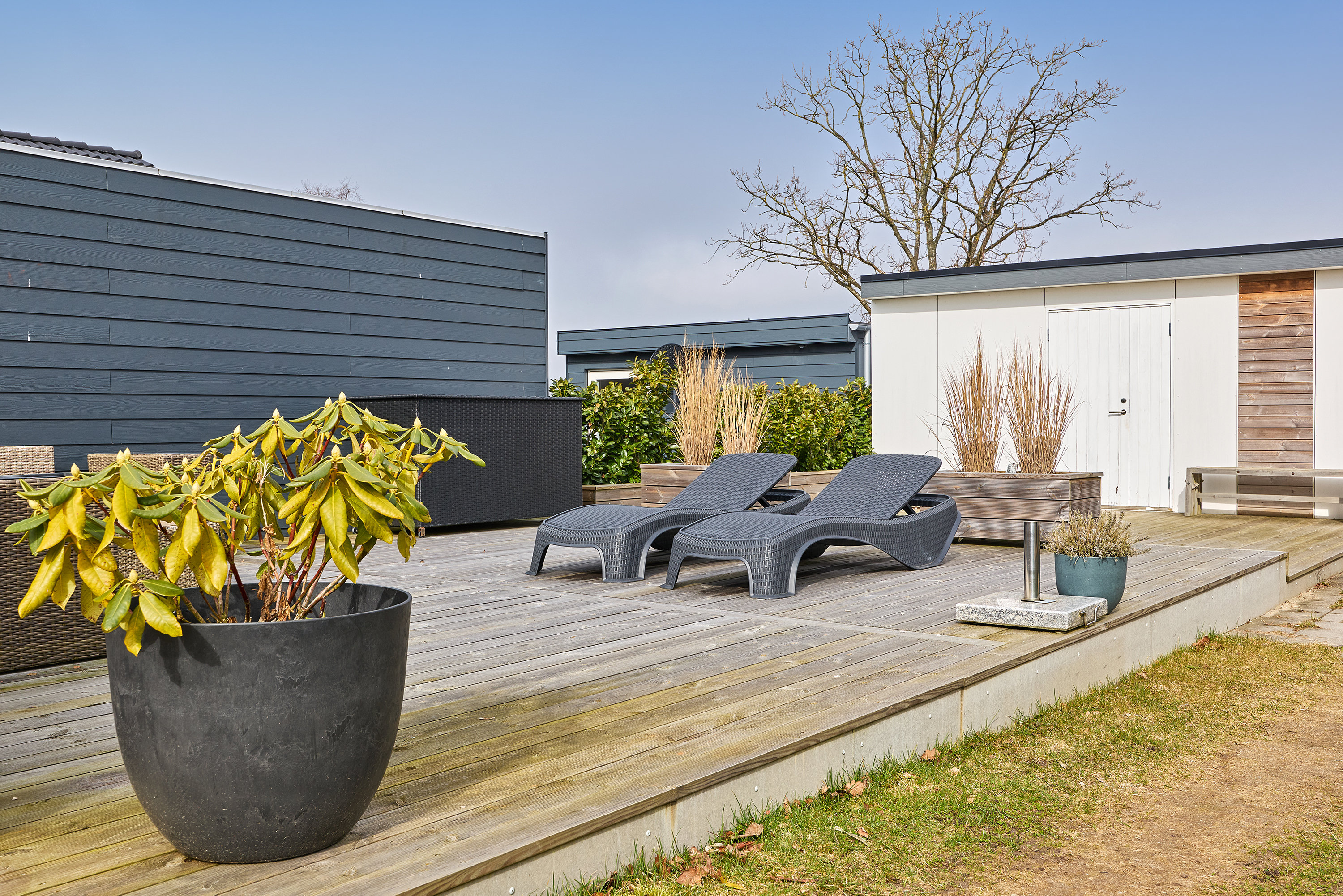 Fremhævet terrasse billede i fuldskærmstilstand. Billede af Vibevej 13, 3660 Stenløse