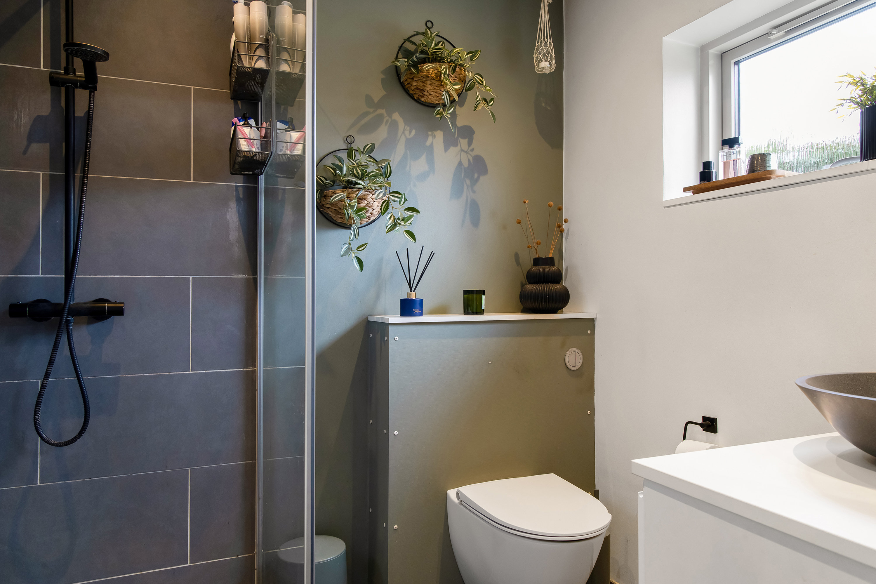 Fremhævet badeværelse billede i fuldskærmstilstand. Billede af Vibevej 13, 3660 Stenløse