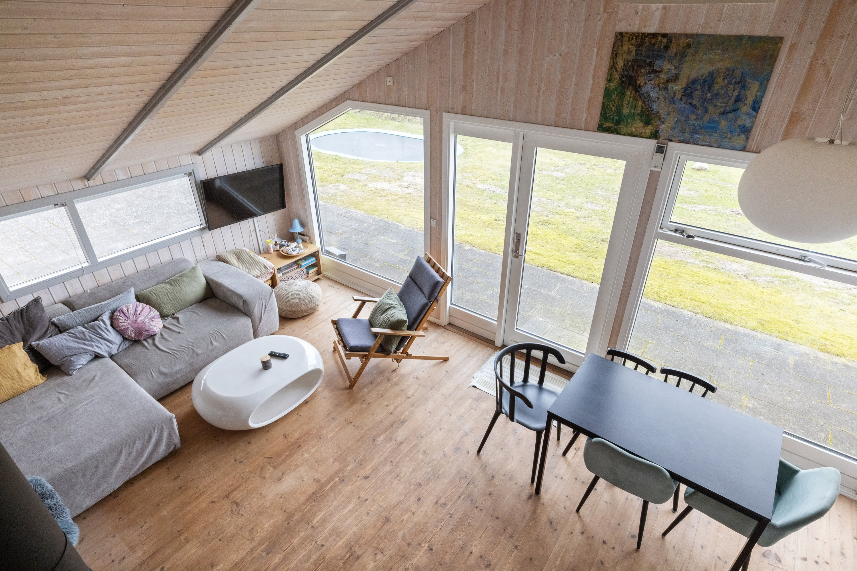 Fremhævet stue billede i fuldskærmstilstand. Billede af Ved Stranden 30, Lystrup Strand, 8961 Allingåbro