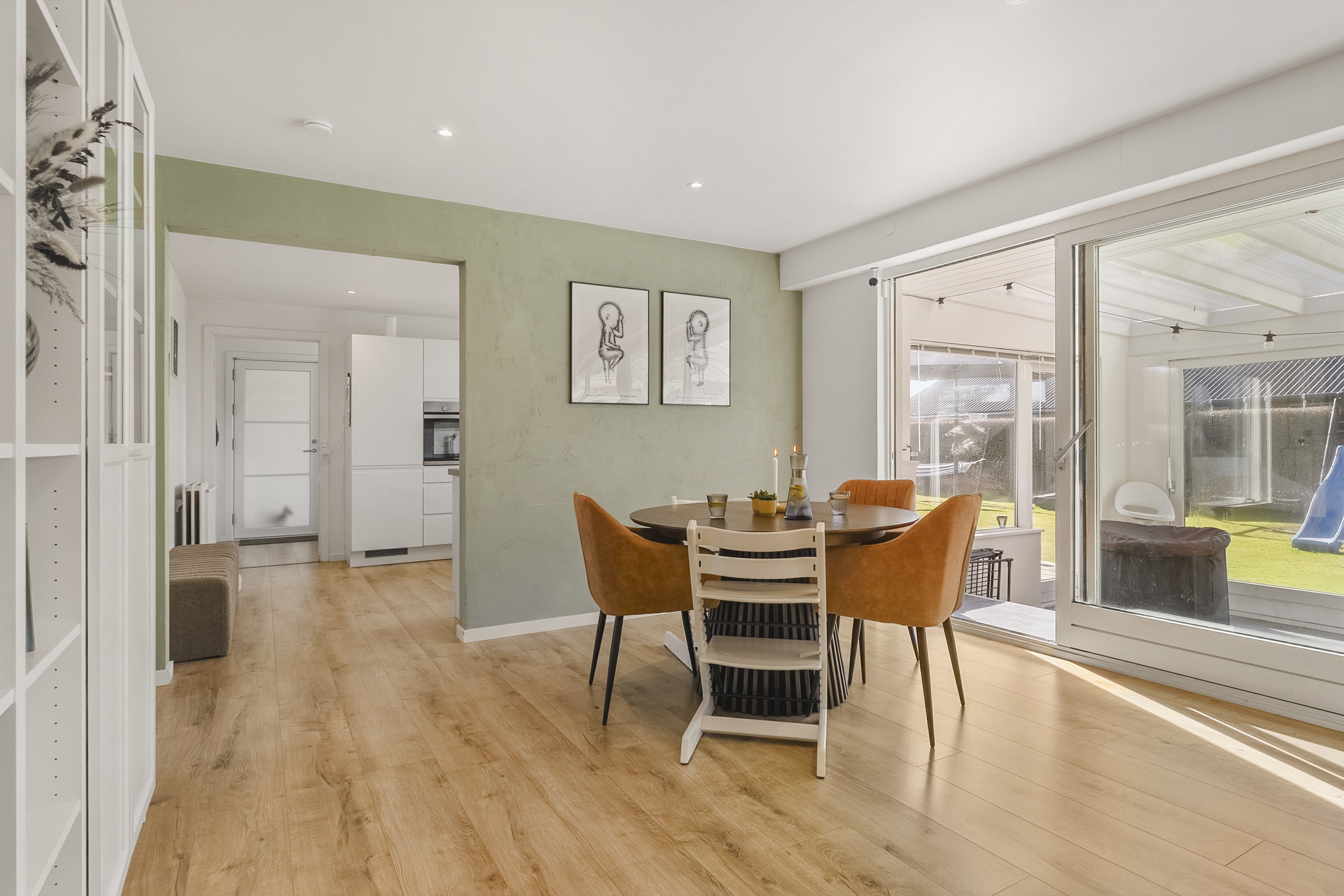 Fremhævet spisestue billede i fuldskærmstilstand. Billede af Fjordparken 46, 8700 Horsens