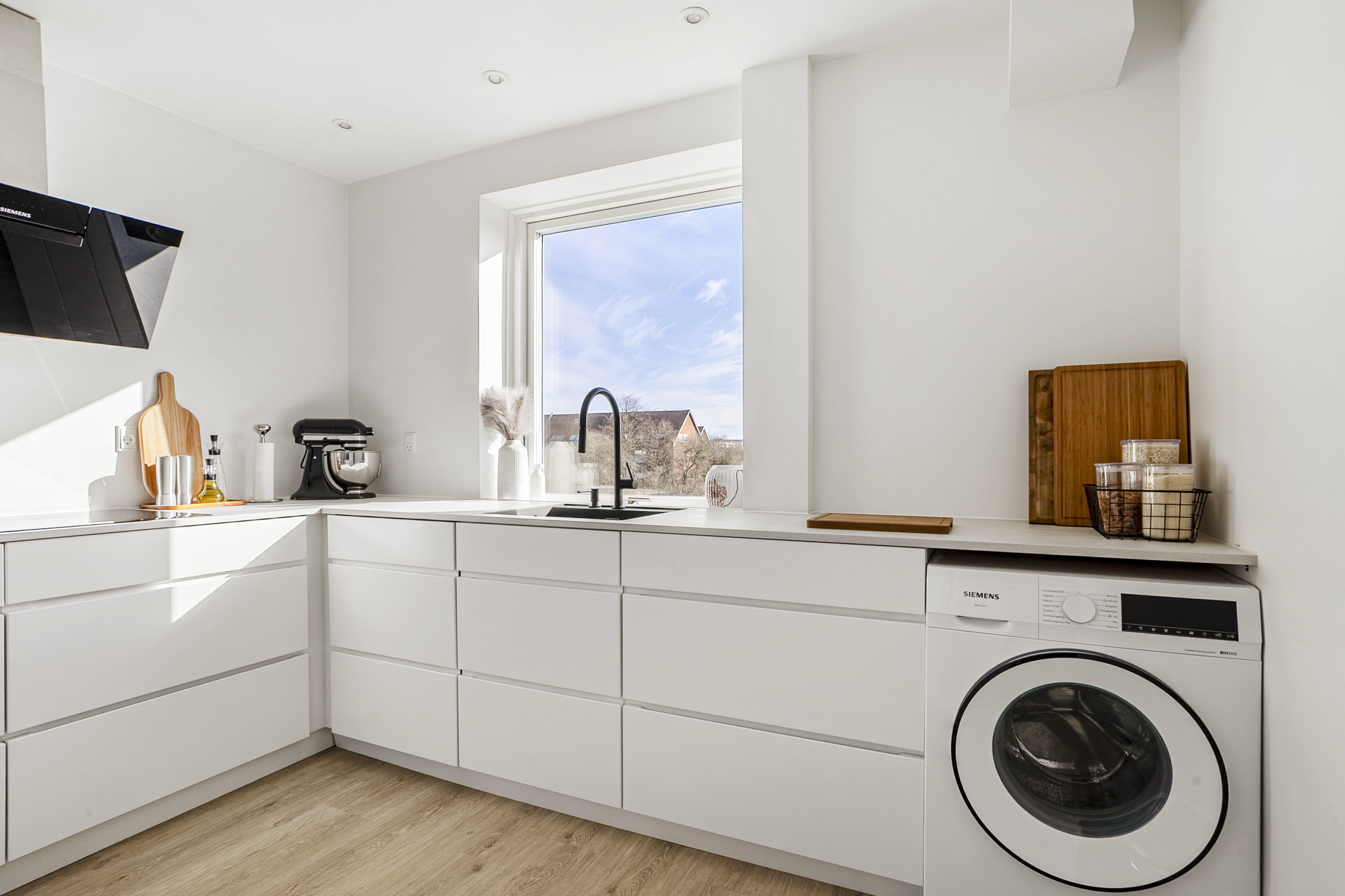 Fremhævet køkken billede i fuldskærmstilstand. Billede af Ydunsvej 30, 1. th., 7000 Fredericia