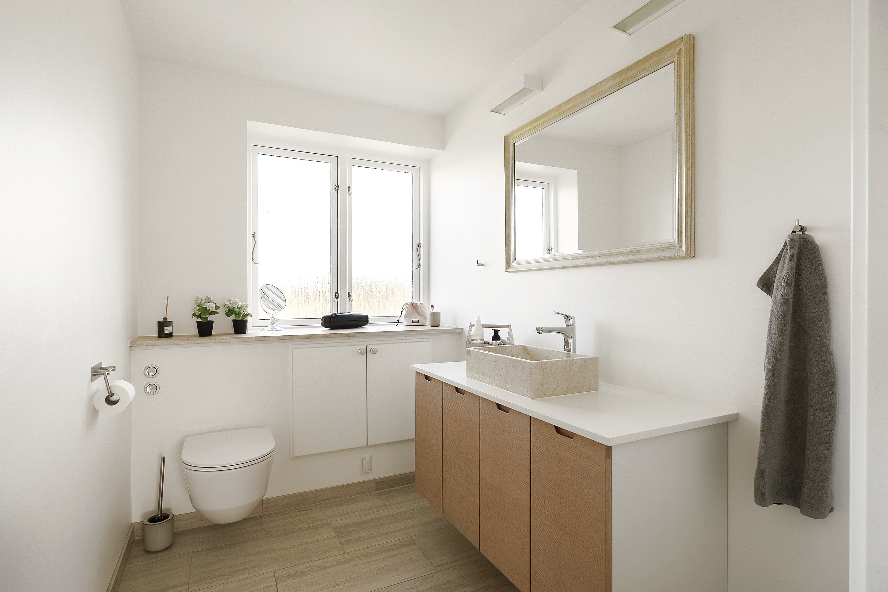 Fremhævet toilet billede i fuldskærmstilstand. Billede af Vestergade 25, 5492 Vissenbjerg