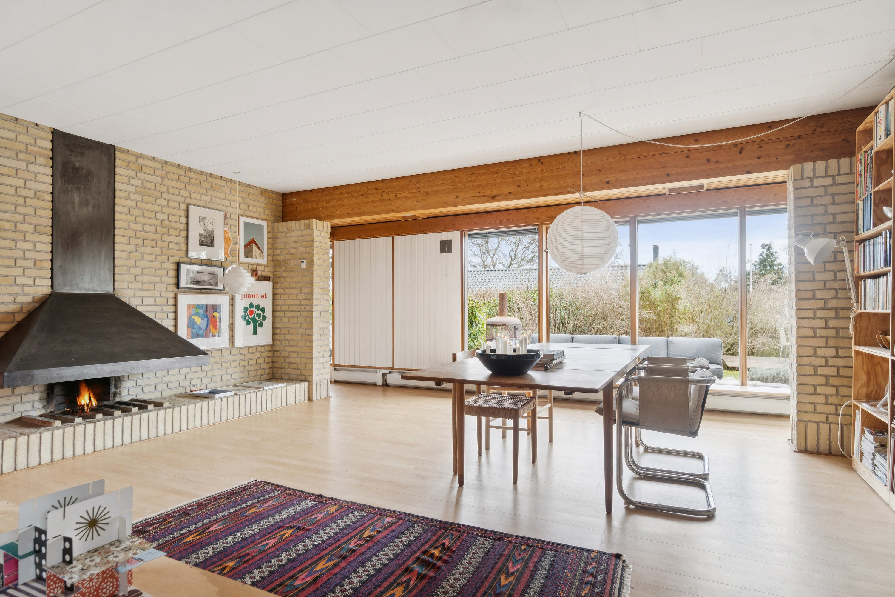 Fremhævet stue billede i fuldskærmstilstand. Billede af Reinettevej 3, 8270 Højbjerg