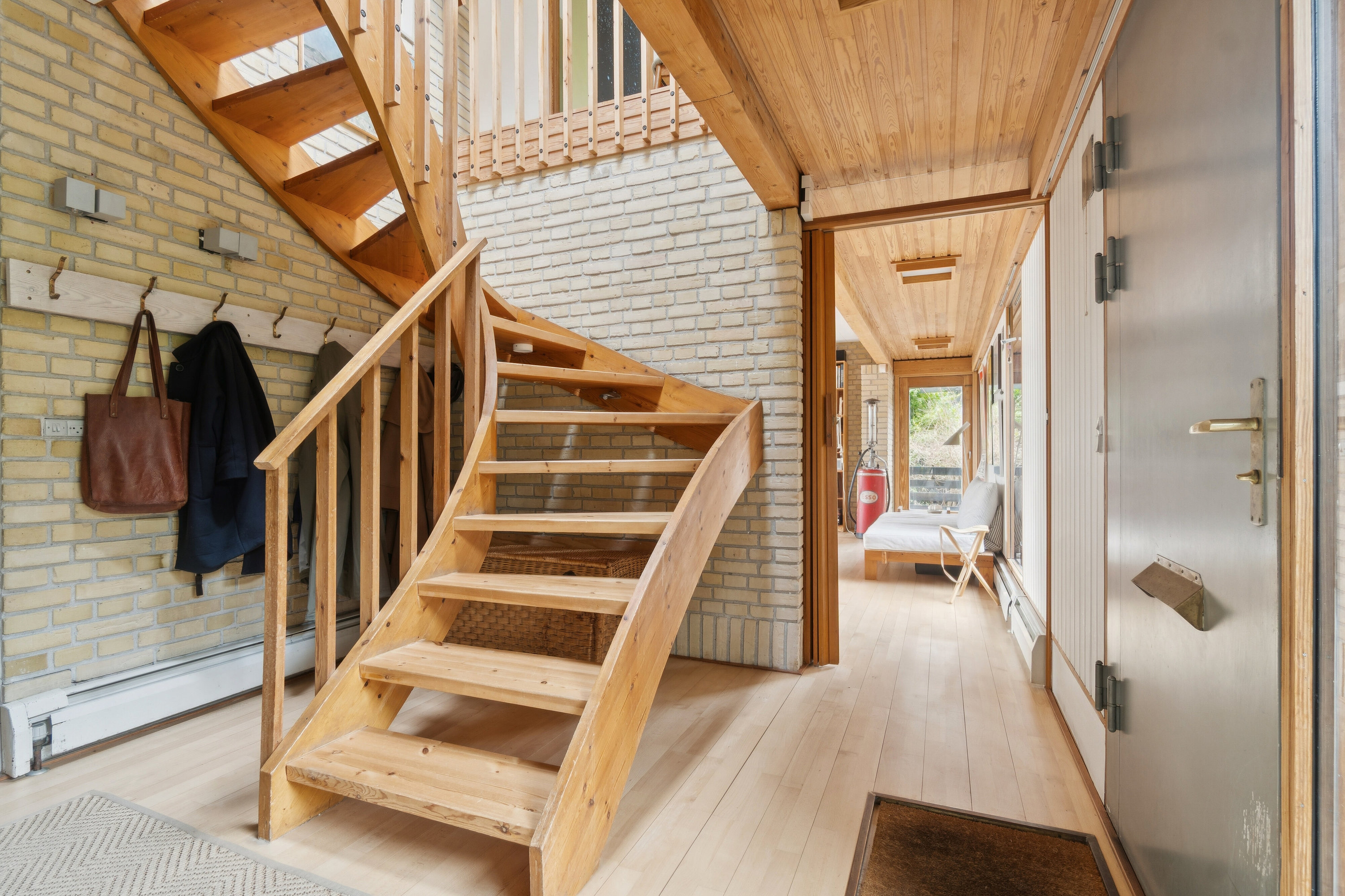 Fremhævet trappe billede i fuldskærmstilstand. Billede af Reinettevej 3, 8270 Højbjerg