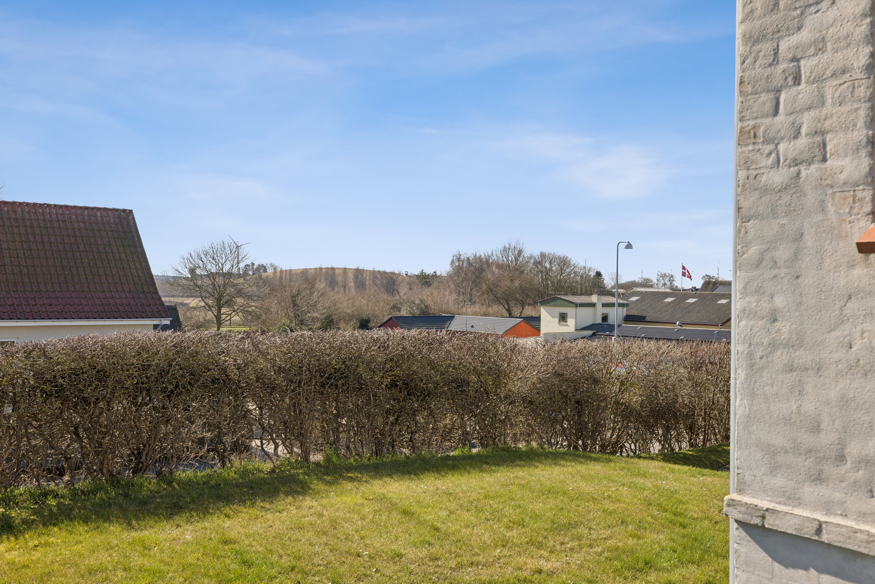 Fremhævet set fra haven billede i fuldskærmstilstand. Billede af Østergade 45, 5935 Bagenkop