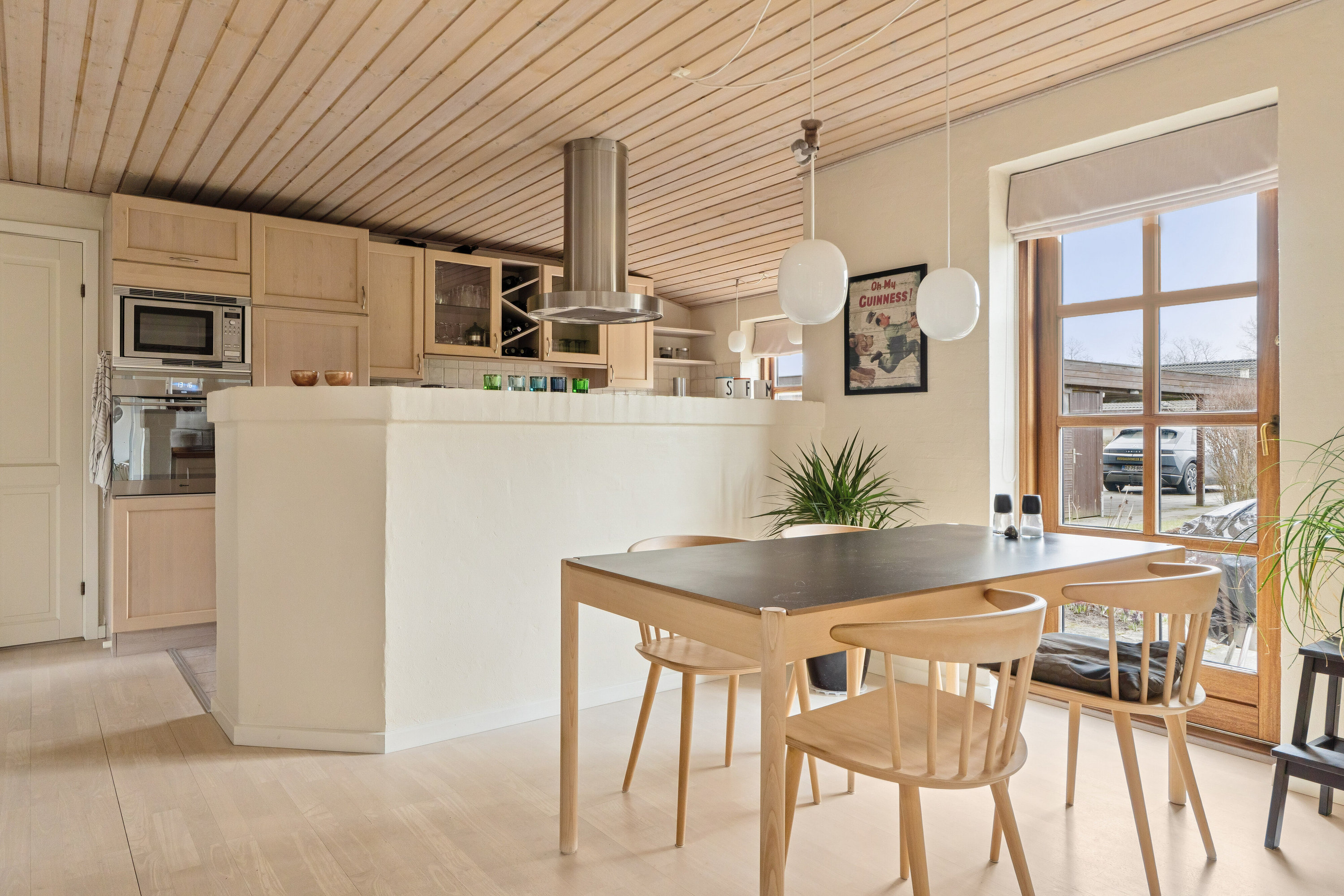 Fremhævet spisestue billede i fuldskærmstilstand. Billede af H C Andersens Vej 171, 9800 Hjørring