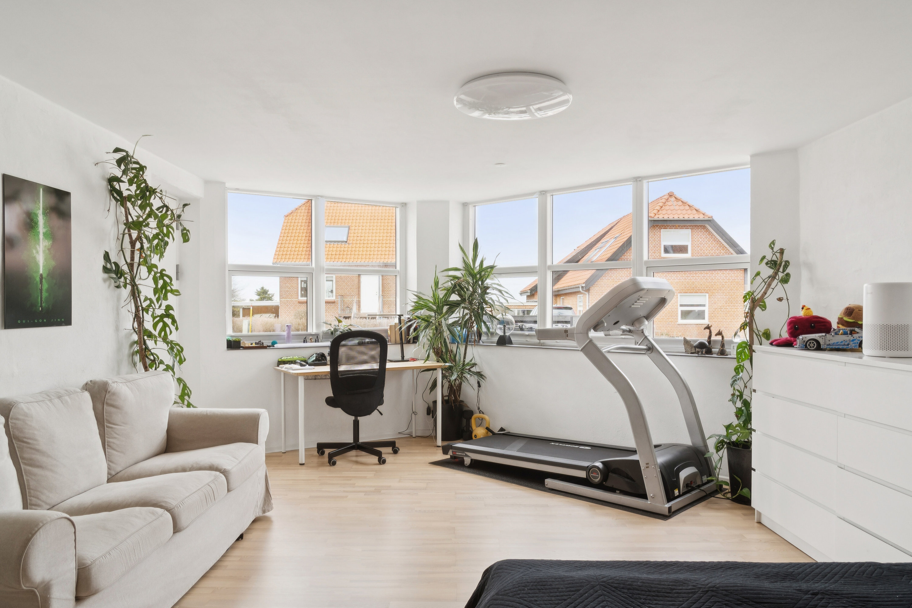 Fremhævet multirum billede i fuldskærmstilstand. Billede af Reventlowsvej 37, 8260 Viby J