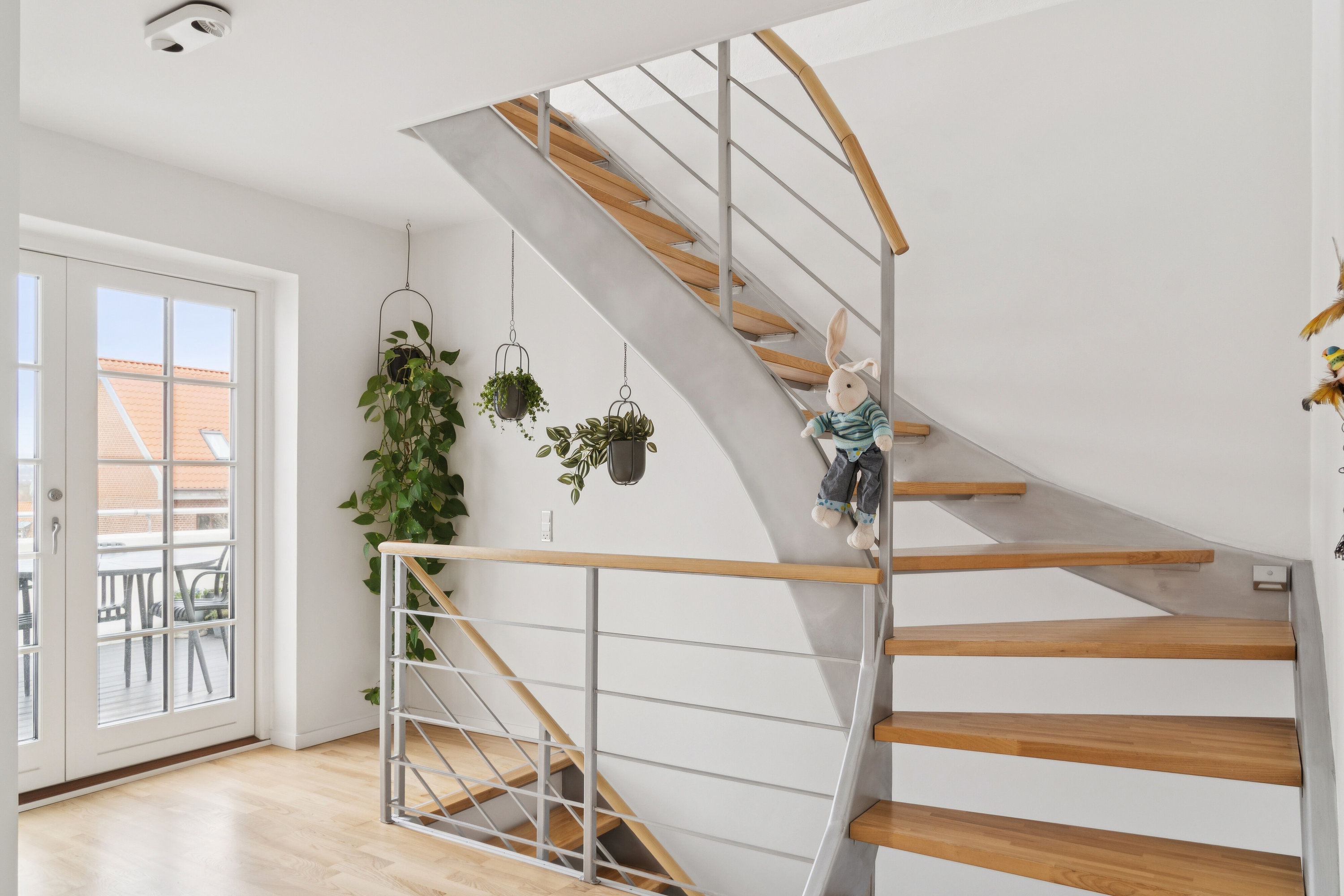 Fremhævet trappe billede i fuldskærmstilstand. Billede af Reventlowsvej 37, 8260 Viby J