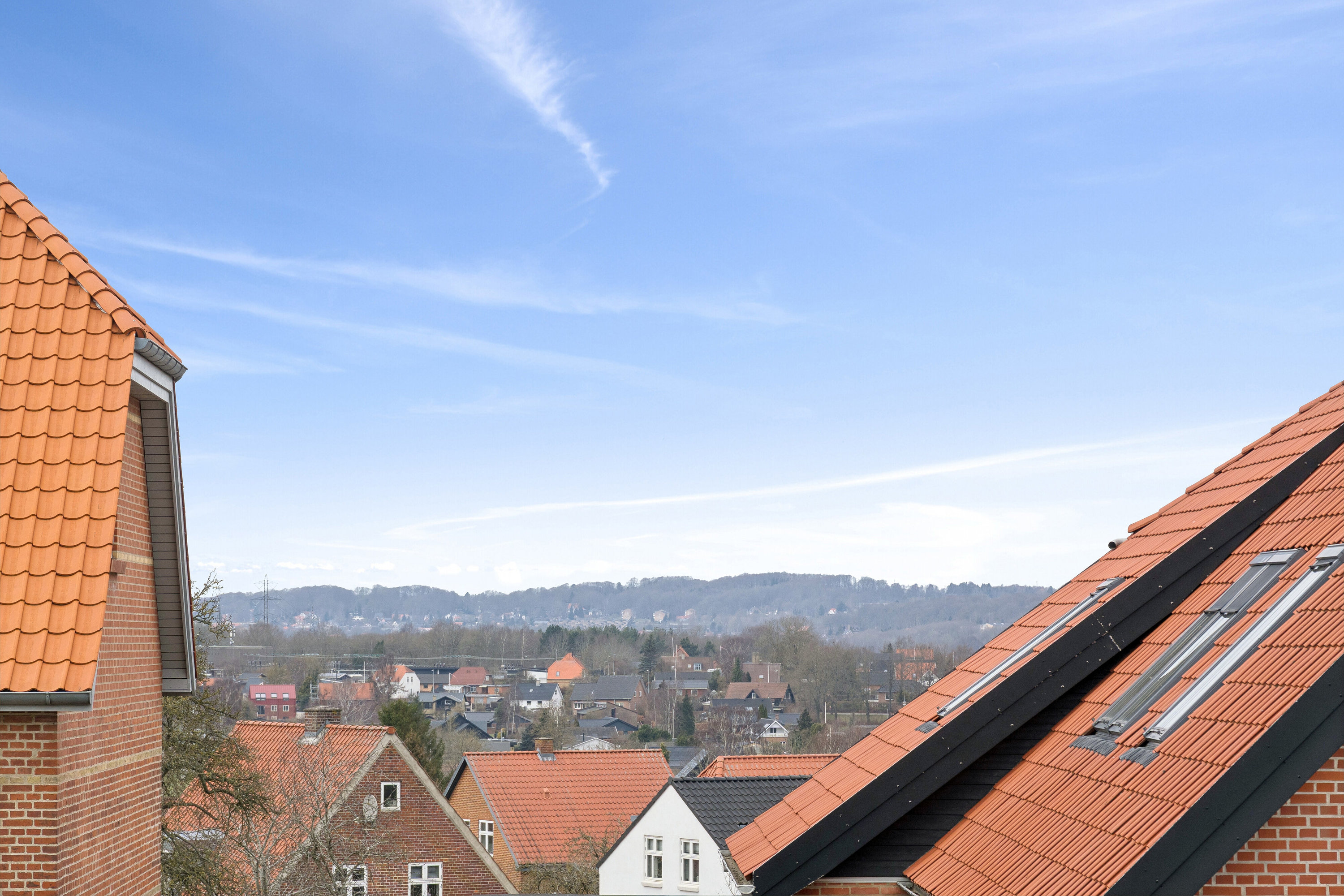 Fremhævet udsigt billede i fuldskærmstilstand. Billede af Reventlowsvej 37, 8260 Viby J