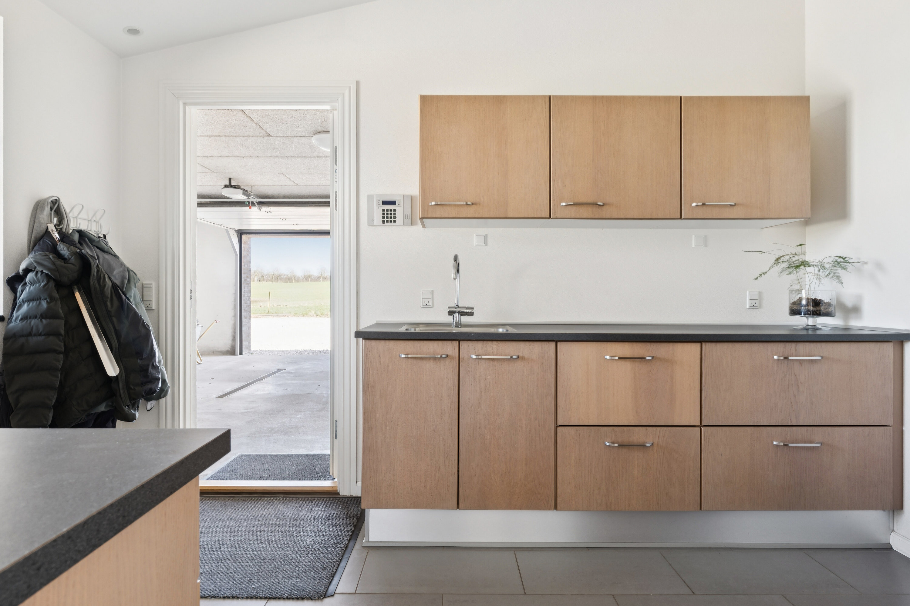 Fremhævet køkken billede i fuldskærmstilstand. Billede af Søndertoft 51, Tørsbøl, 6300 Gråsten