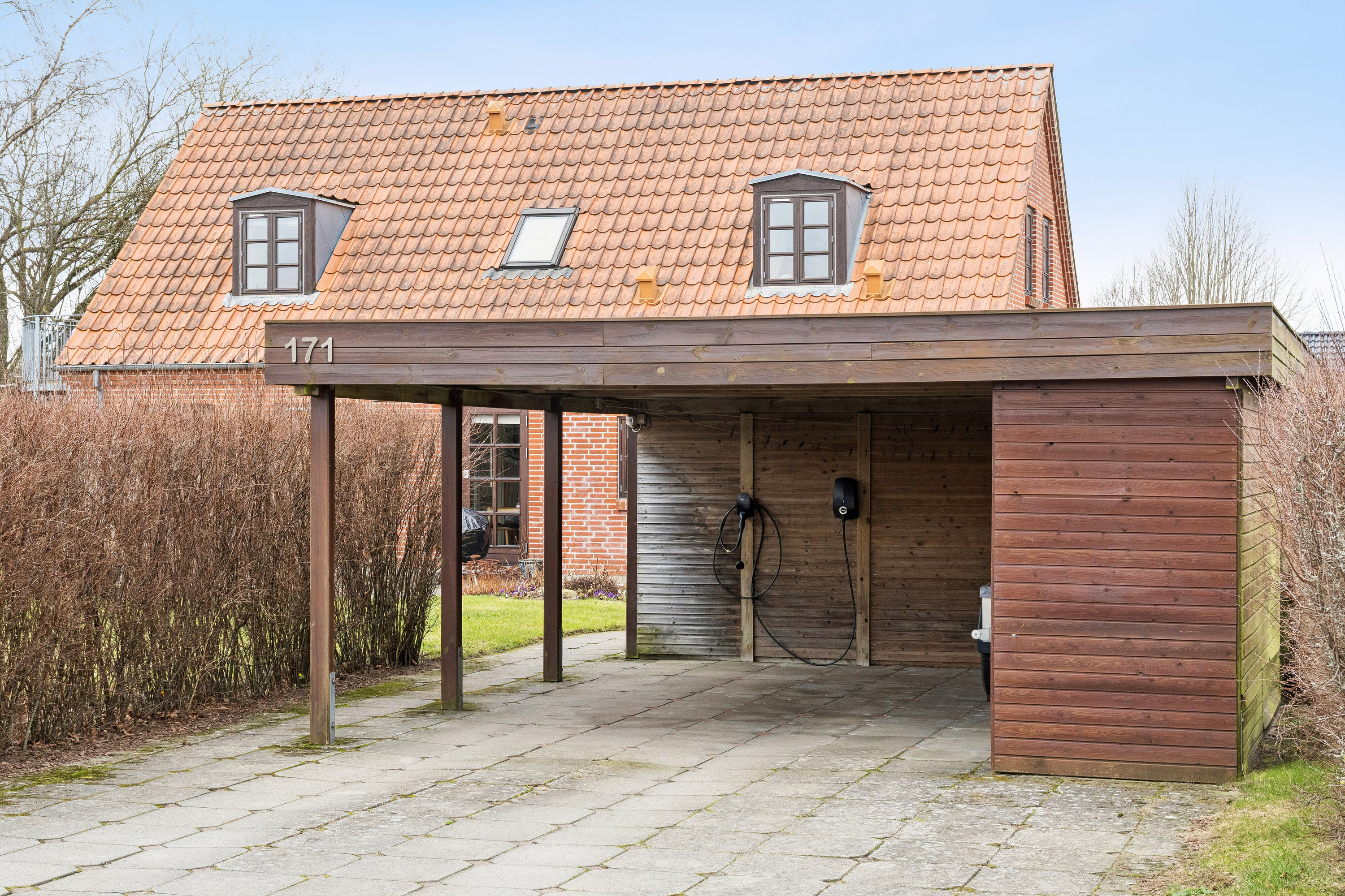 Fremhævet udendørs billede i fuldskærmstilstand. Billede af H C Andersens Vej 171, 9800 Hjørring