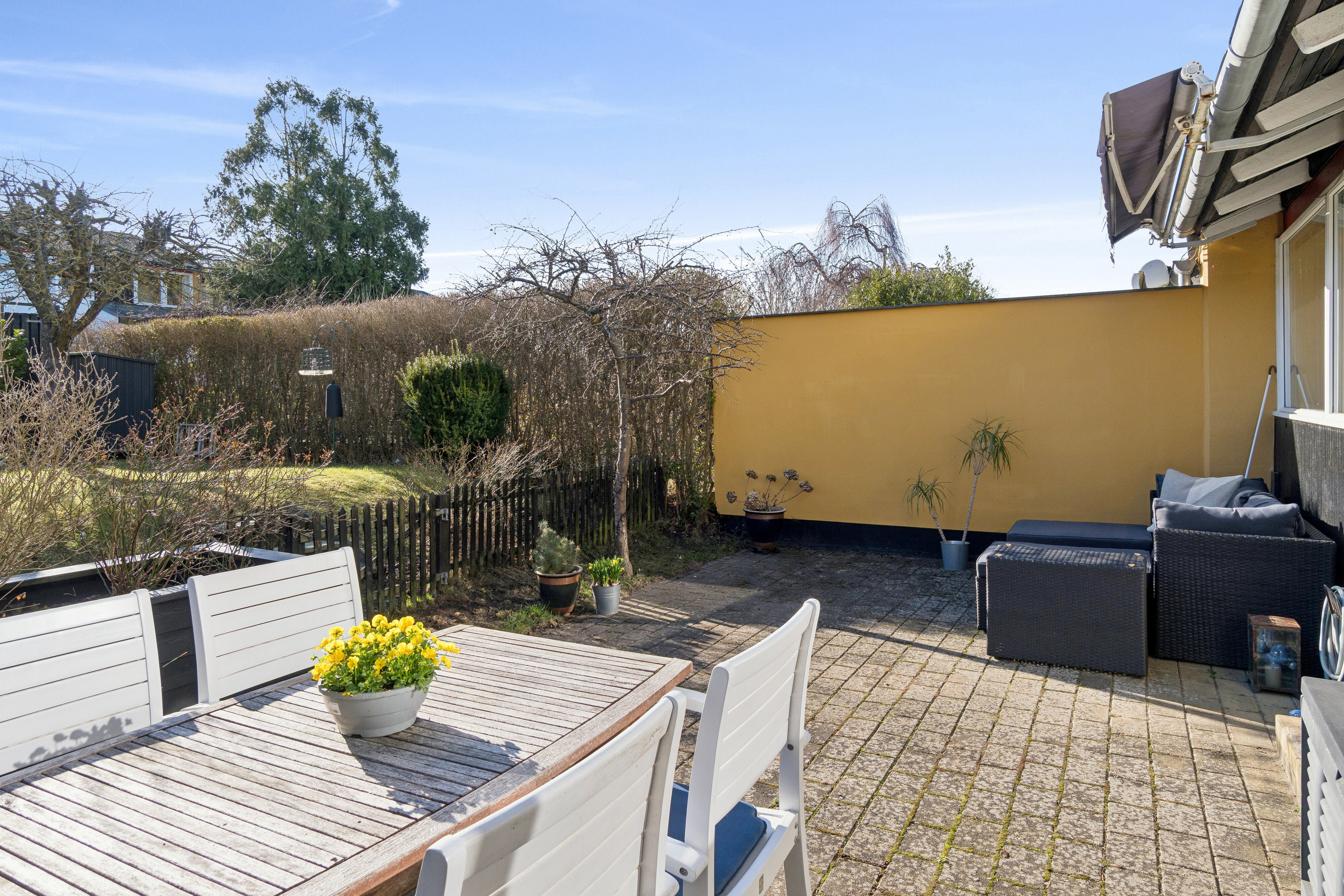 Fremhævet terrasse billede i fuldskærmstilstand. Billede af Åbrinken 92, 2830 Virum