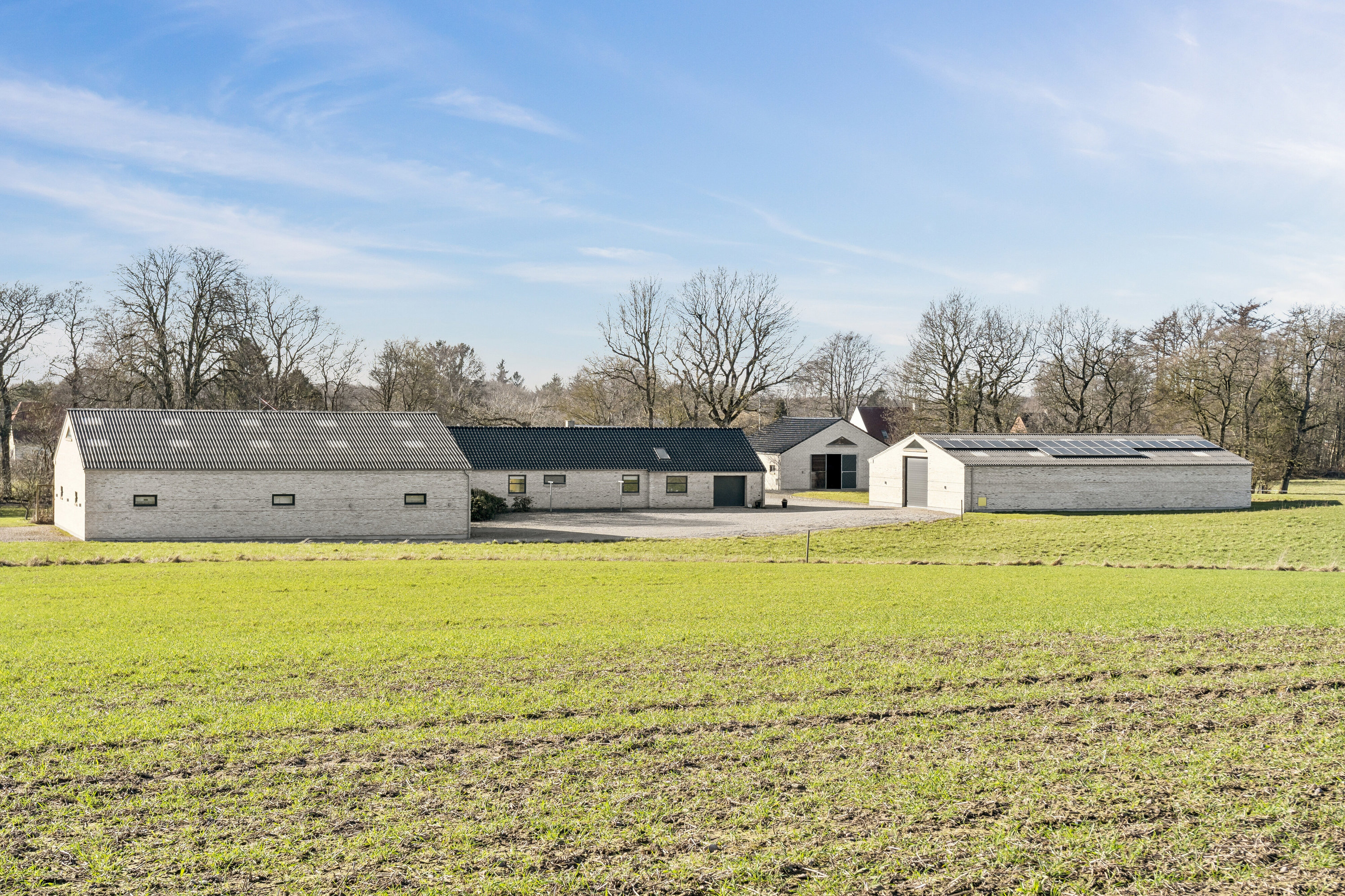 Fremhævet udendørs billede i fuldskærmstilstand. Billede af Søndertoft 51, Tørsbøl, 6300 Gråsten