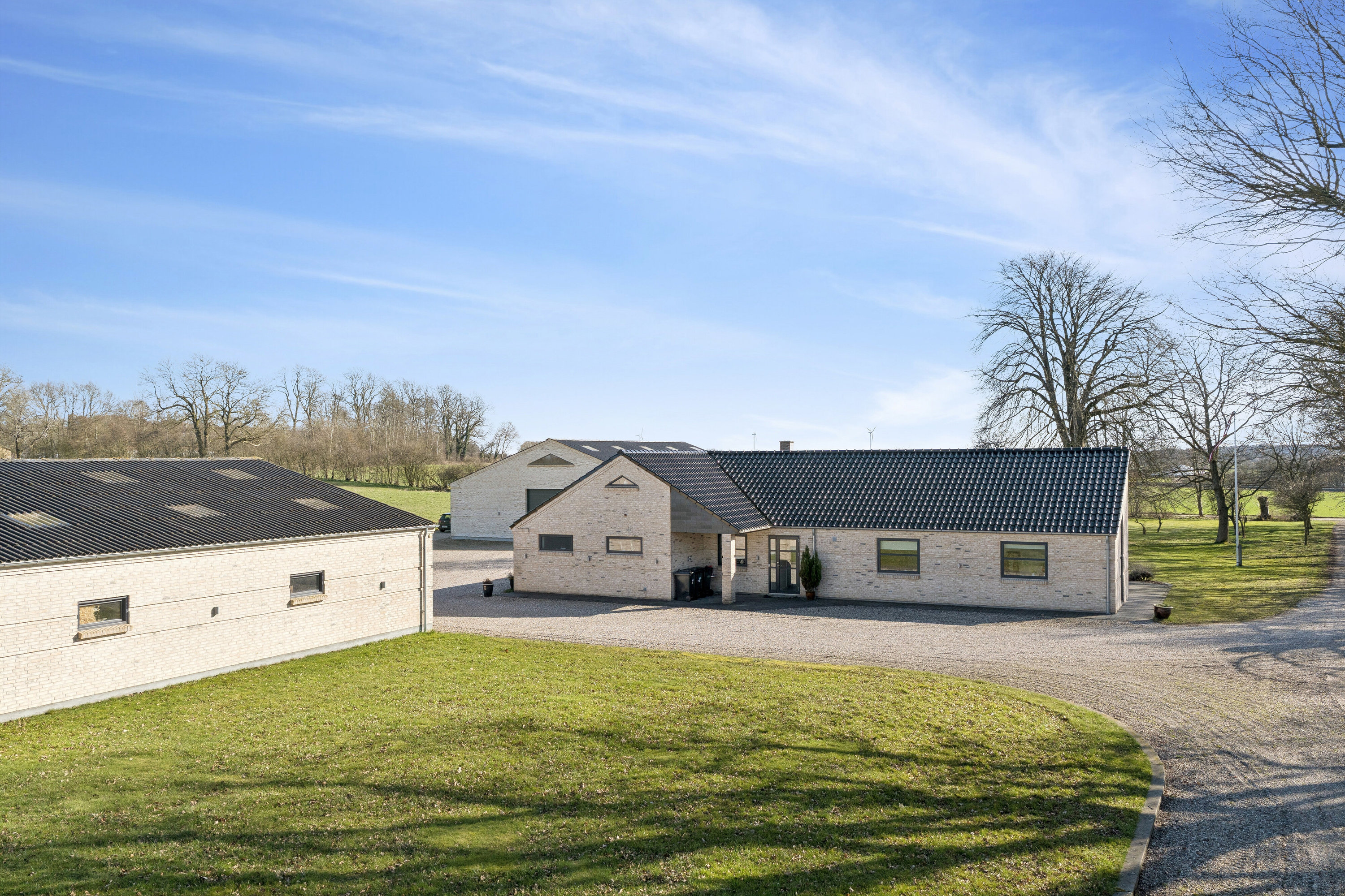 Fremhævet set fra haven billede i fuldskærmstilstand. Billede af Søndertoft 51, Tørsbøl, 6300 Gråsten