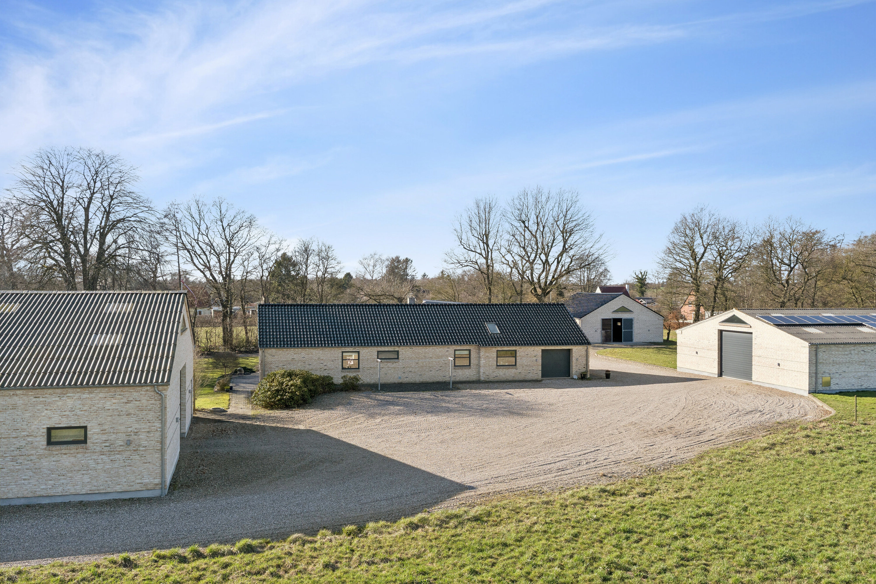 Fremhævet set fra haven billede i fuldskærmstilstand. Billede af Søndertoft 51, Tørsbøl, 6300 Gråsten