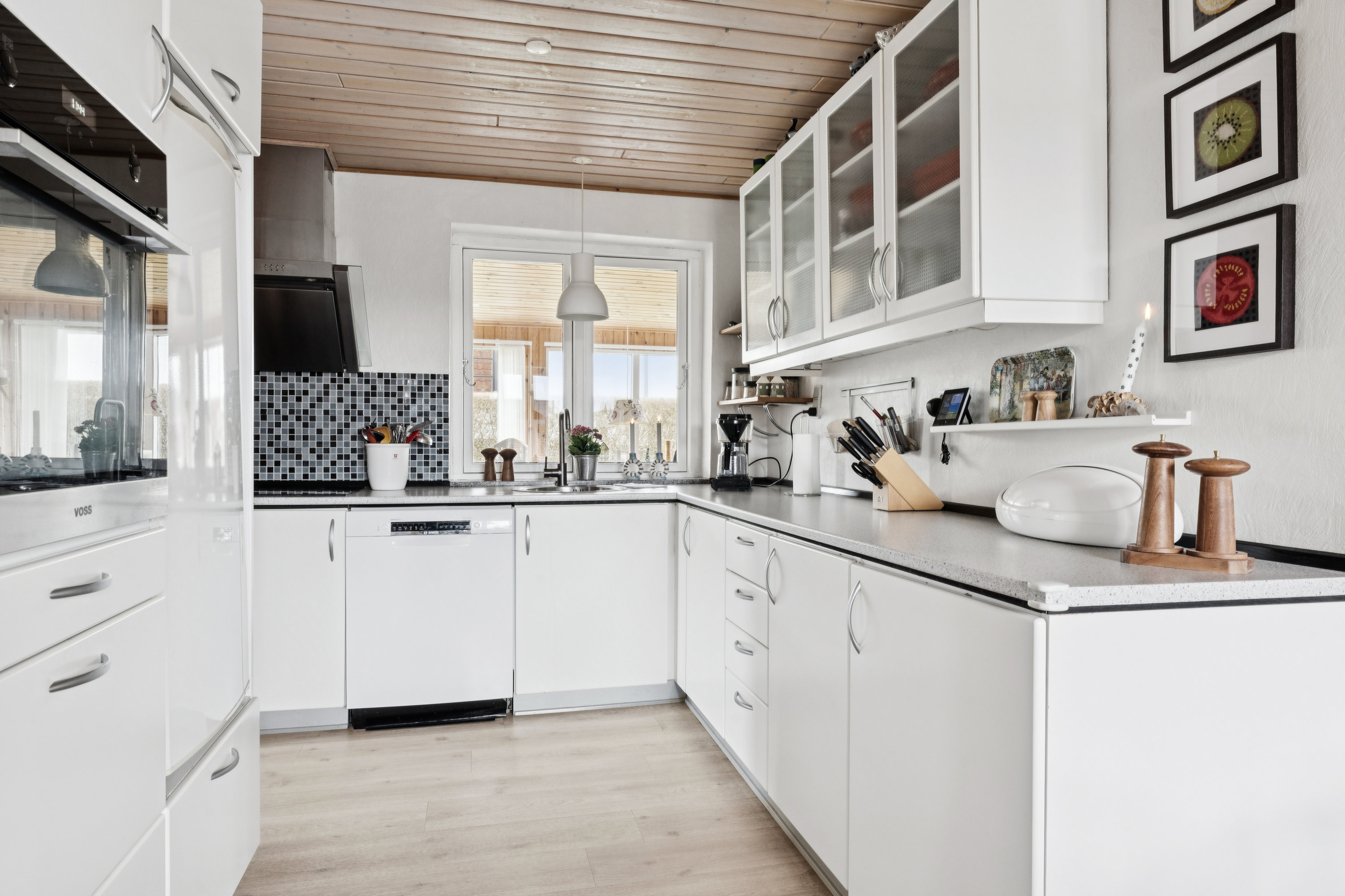 Fremhævet køkken billede i fuldskærmstilstand. Billede af Tværgade 20, 9270 Klarup