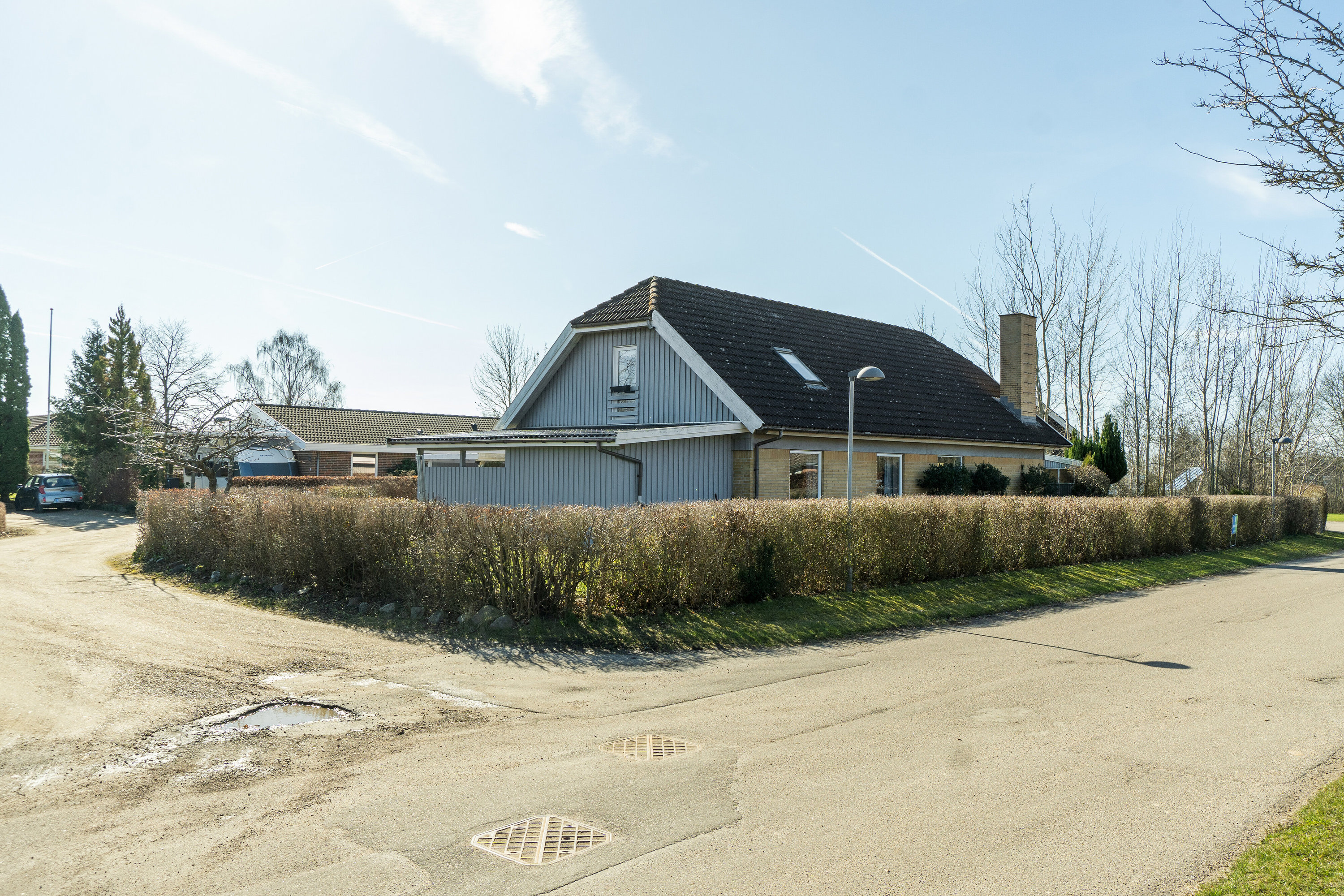 Fremhævet udendørs billede i fuldskærmstilstand. Billede af Højbuen 14, 4270 Høng