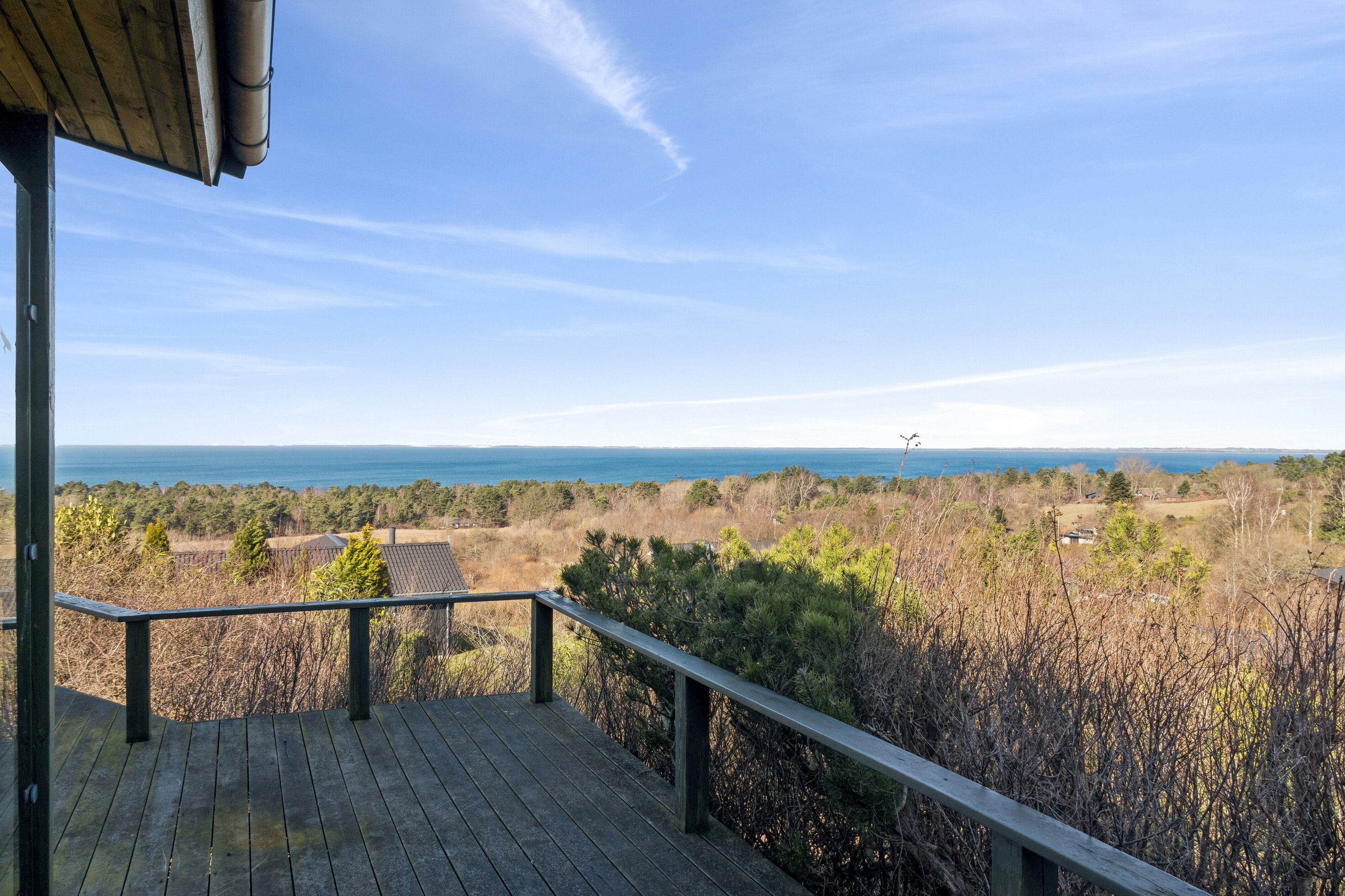 Fremhævet udendørs billede i fuldskærmstilstand. Billede af Varhøj 15, Veddinge, 4540 Fårevejle