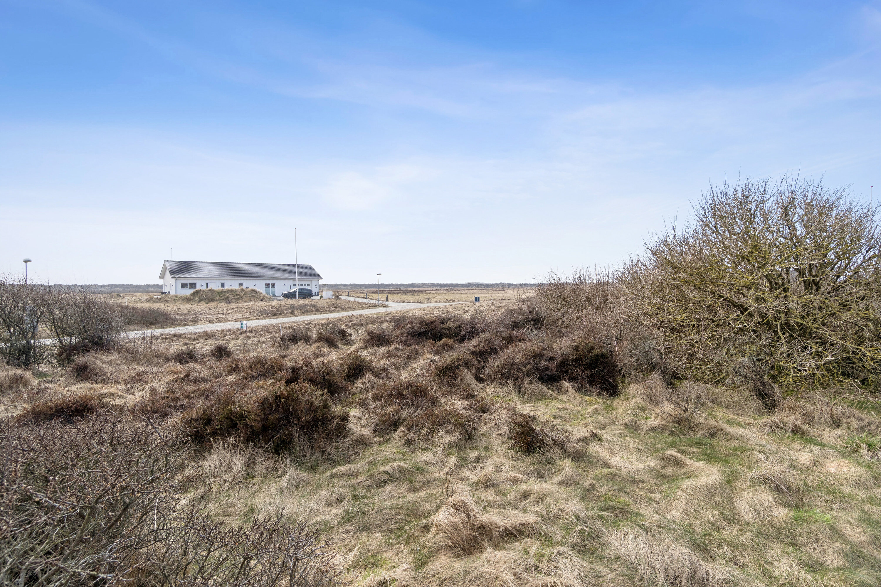 Fremhævet set fra haven billede i fuldskærmstilstand. Billede af Fjordvej 36, Agger, 7770 Vestervig