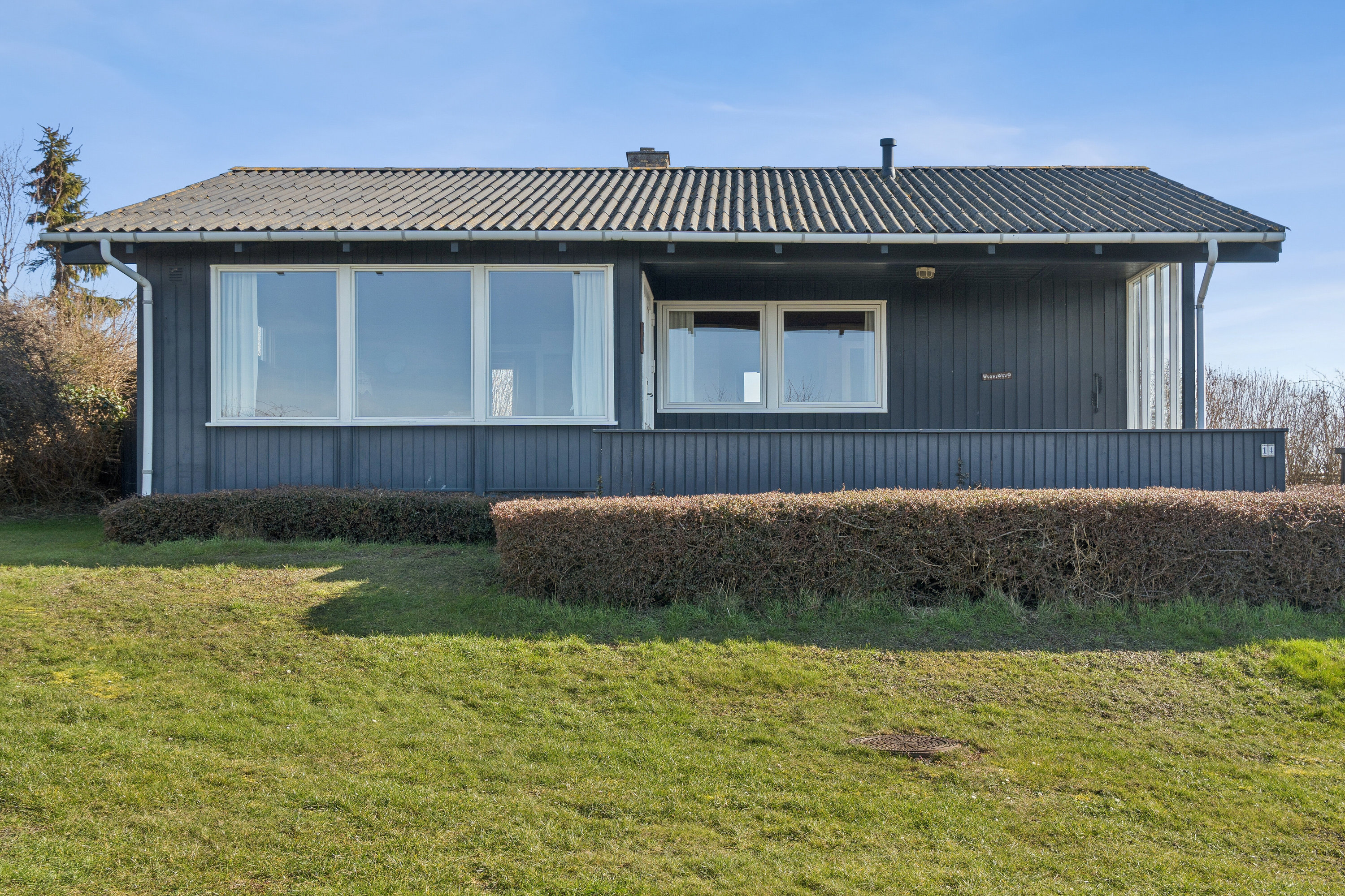 Fremhævet set fra haven billede i fuldskærmstilstand. Billede af Hjorthøjgårdsvej 14, Svallerup, 4400 Kalundborg