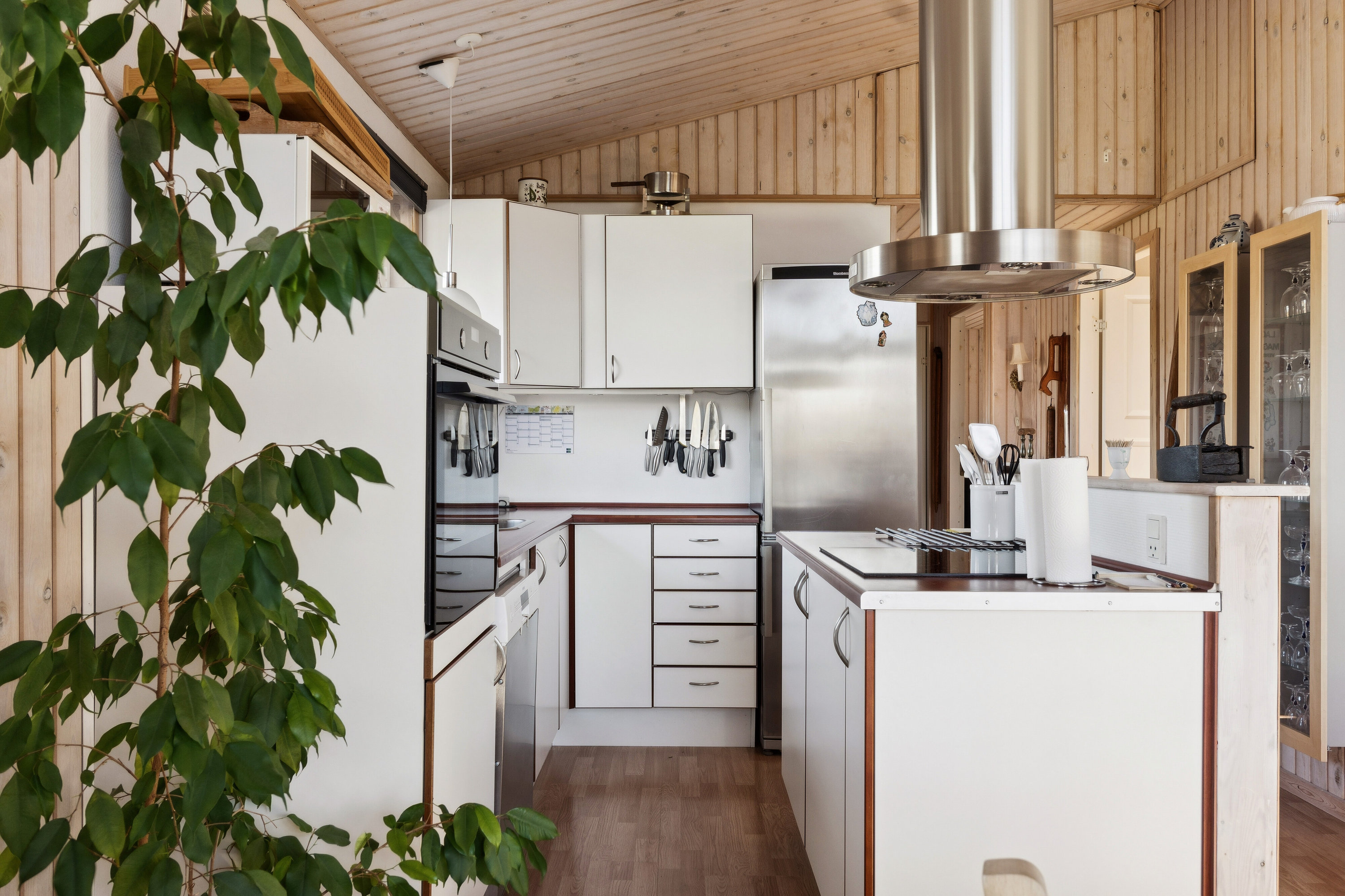 Fremhævet køkken billede i fuldskærmstilstand. Billede af Klinteborgvej 2, Ordrup, 4540 Fårevejle